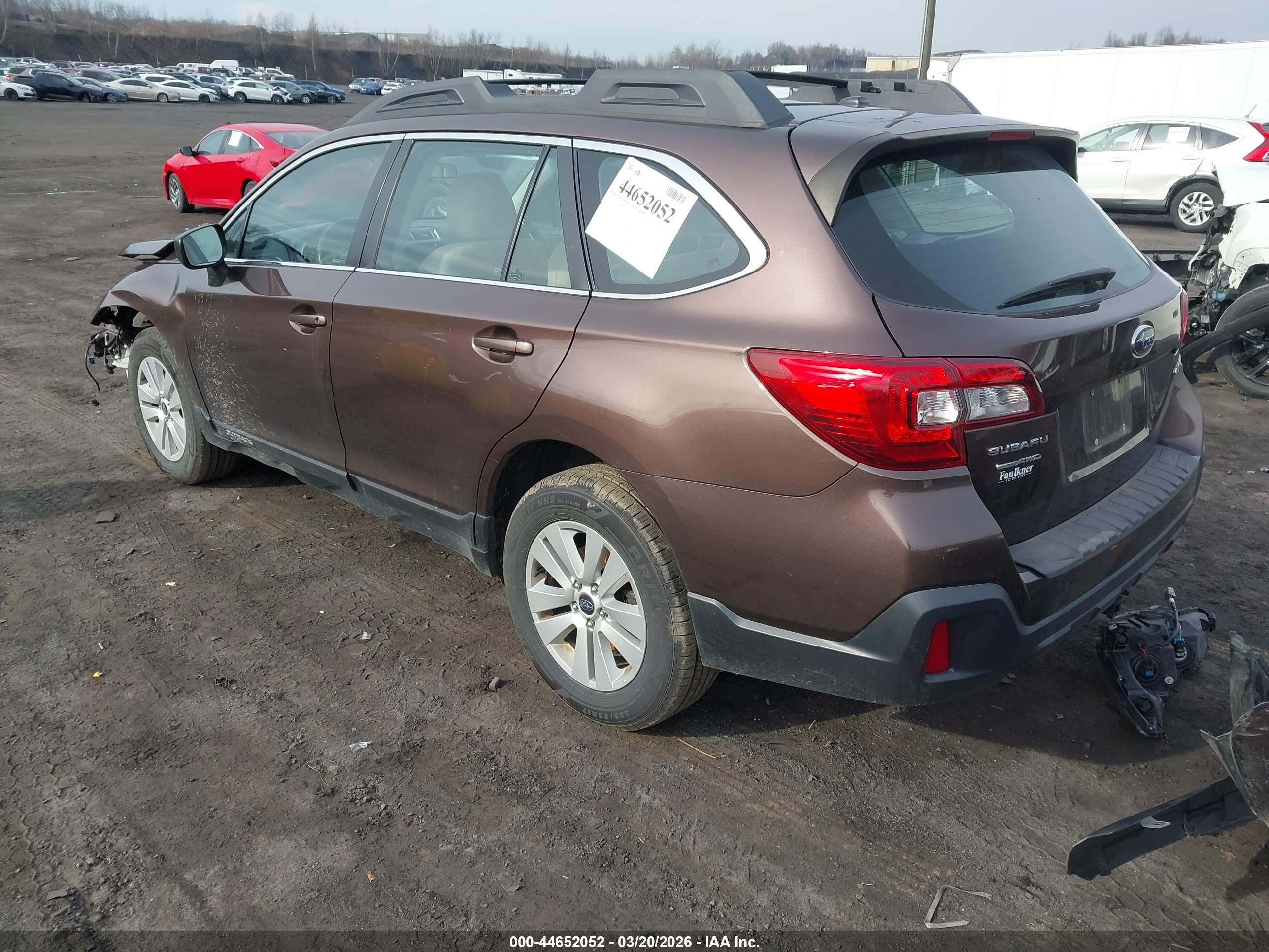 SUBARU OUTBACK image 3