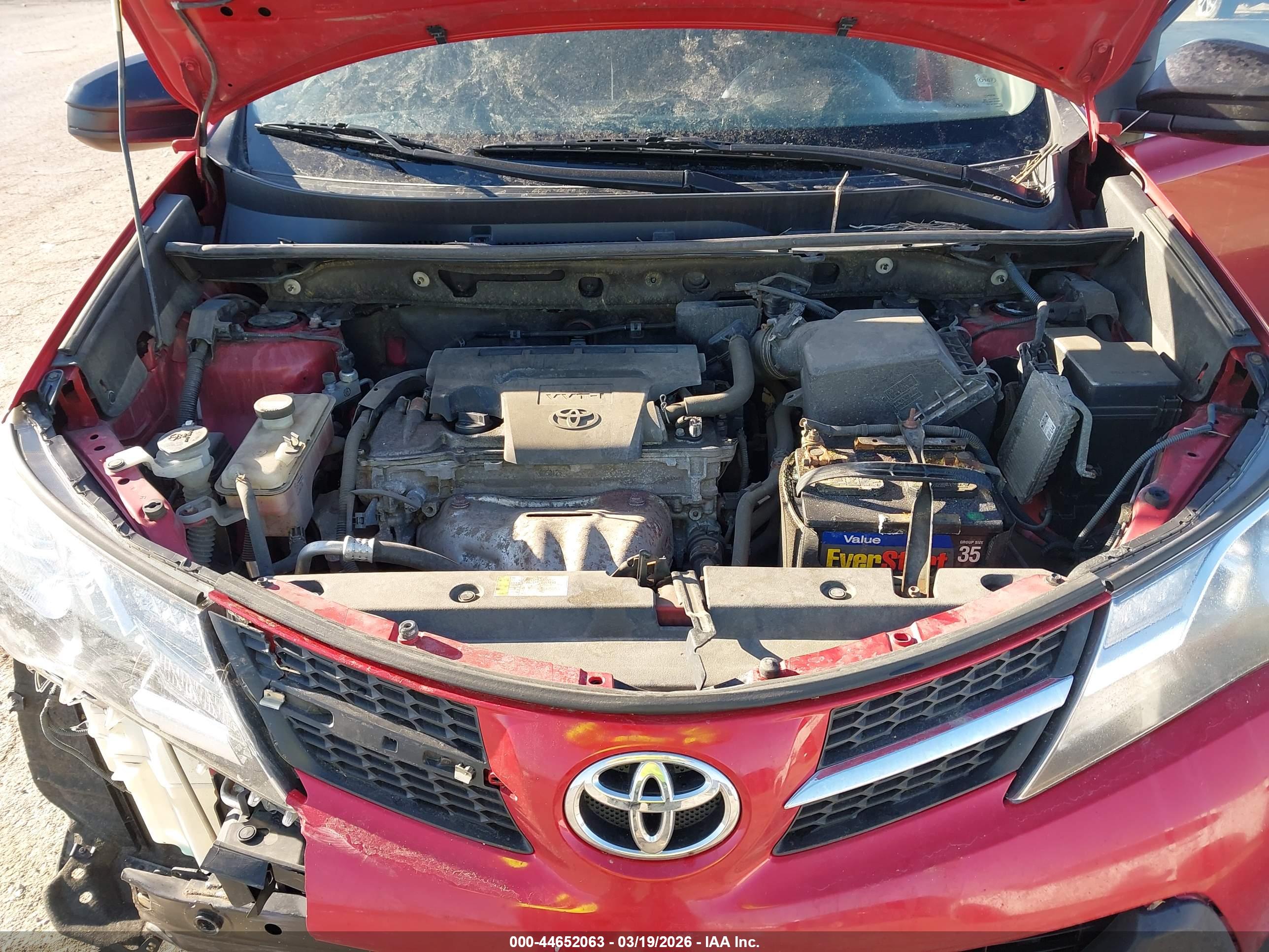 TOYOTA RAV4 image 10