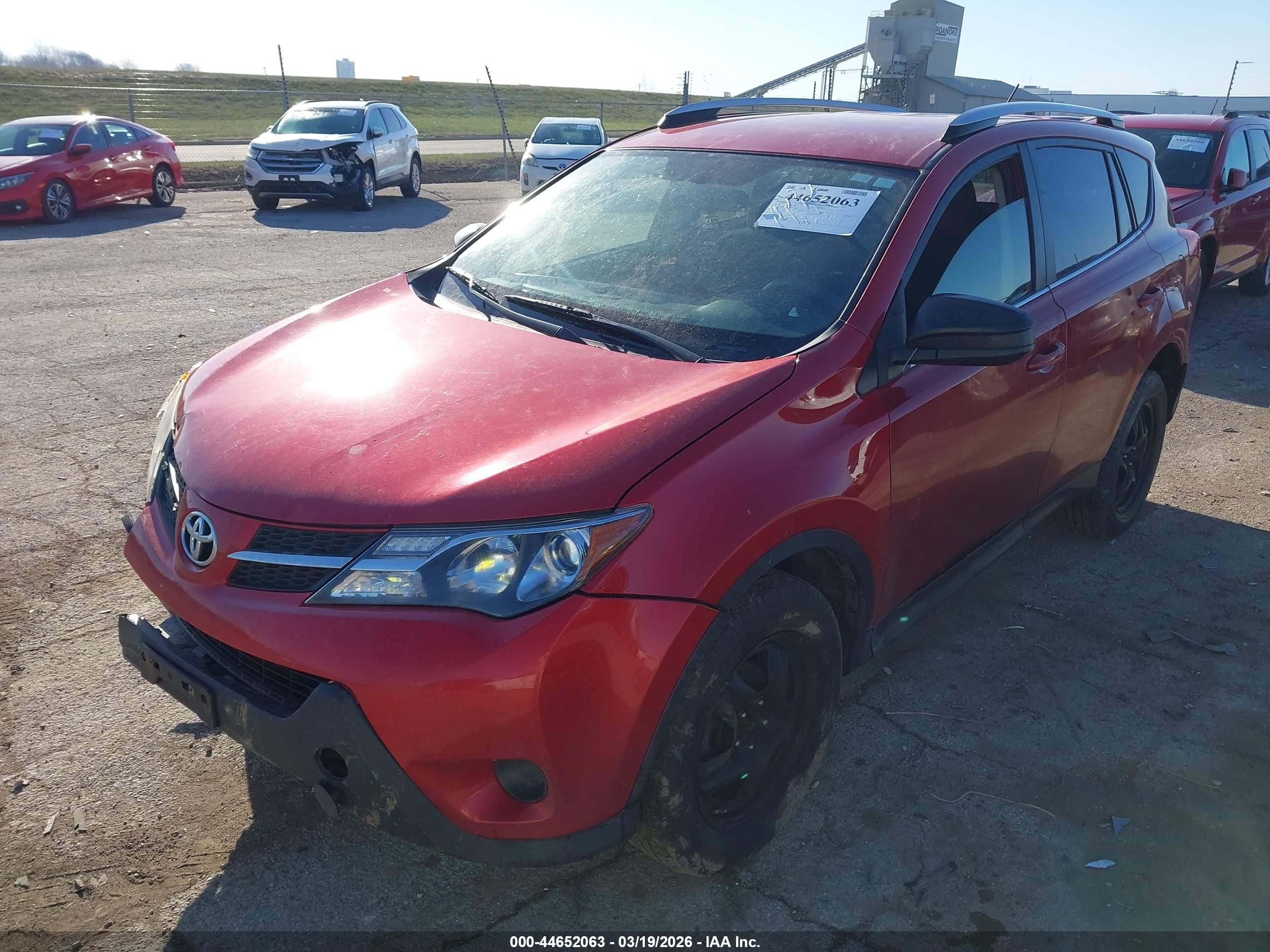 TOYOTA RAV4 image 2