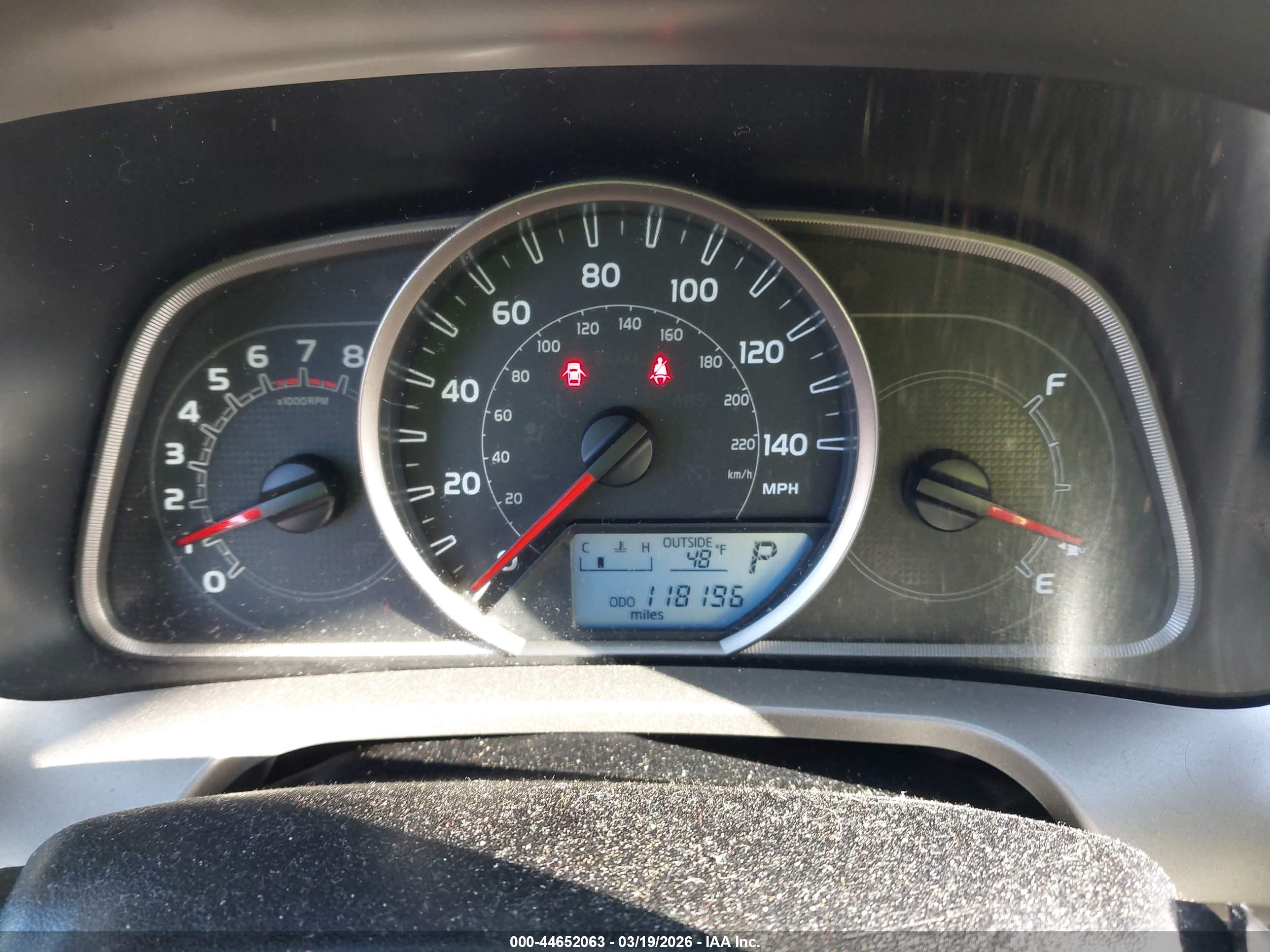 TOYOTA RAV4 image 7