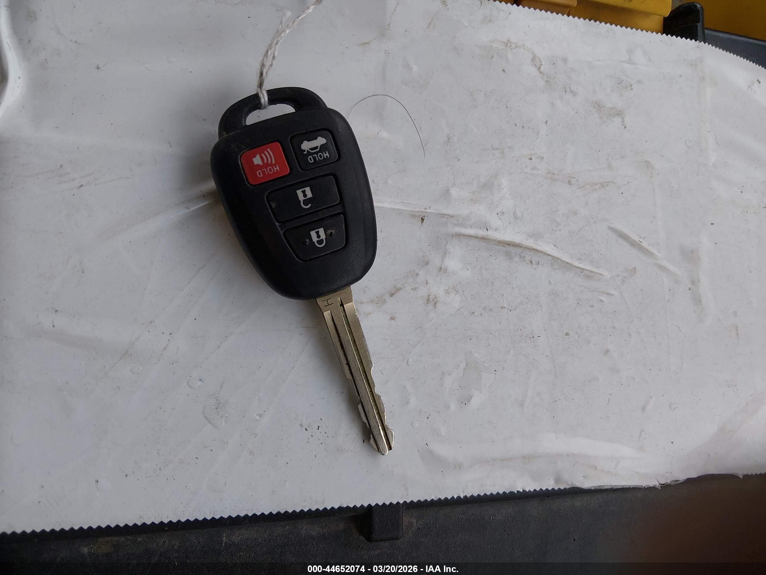 TOYOTA CAMRY image 11