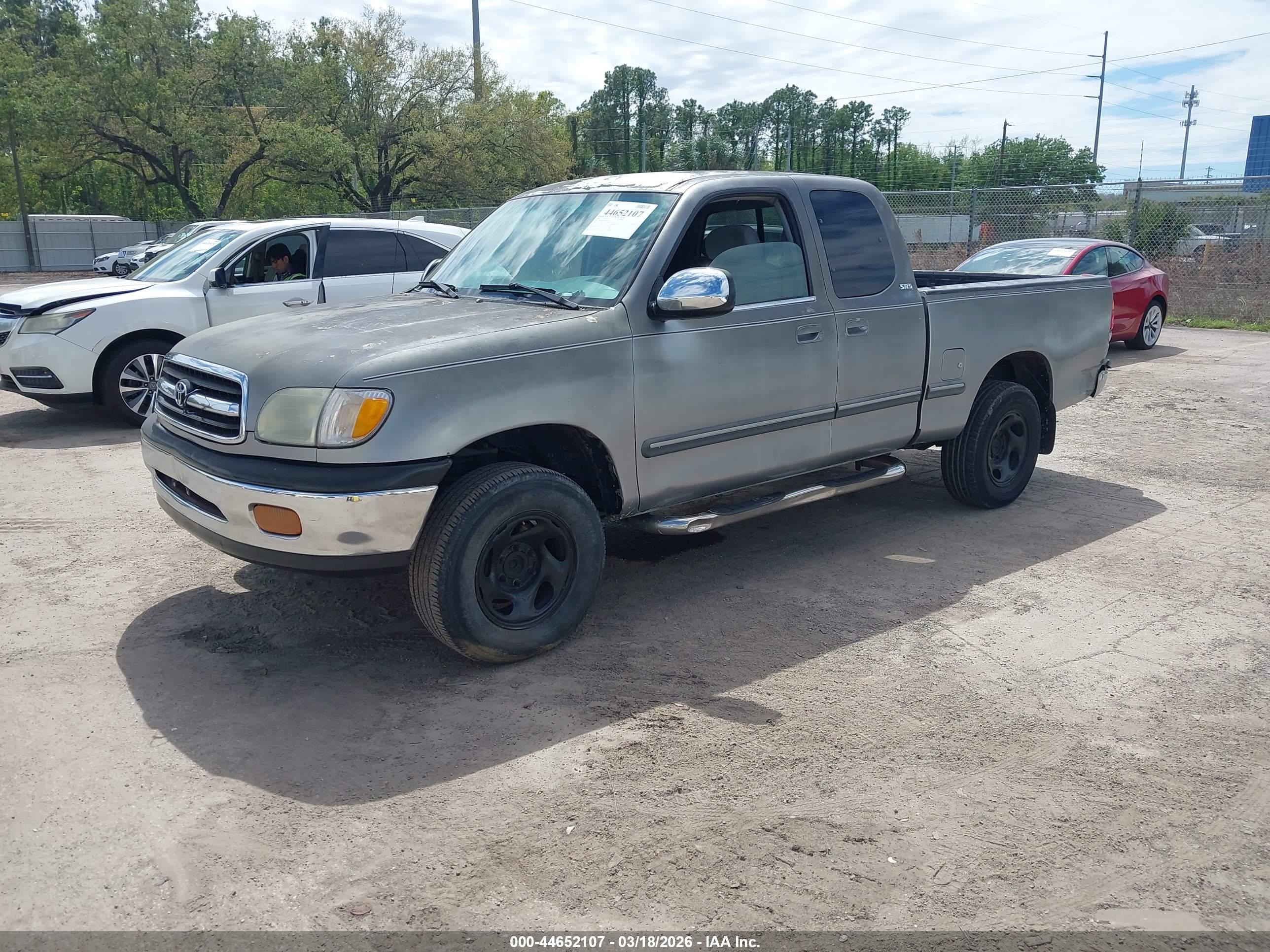 TOYOTA TUNDRA image 2