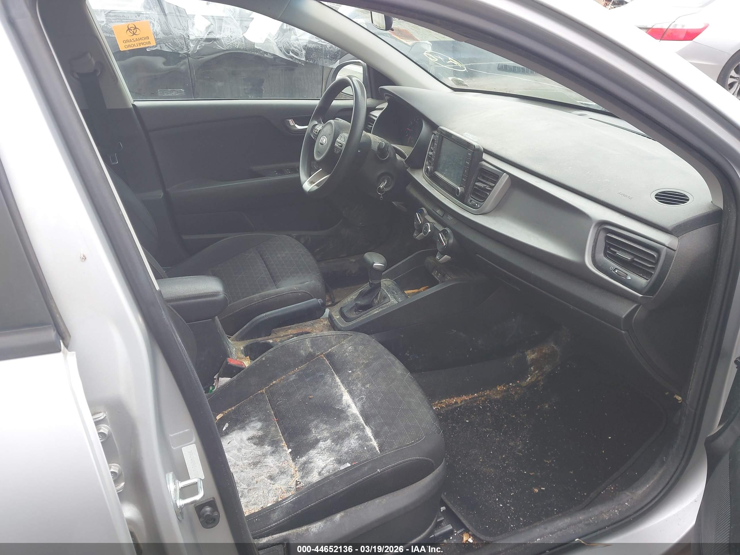 KIA RIO image 5