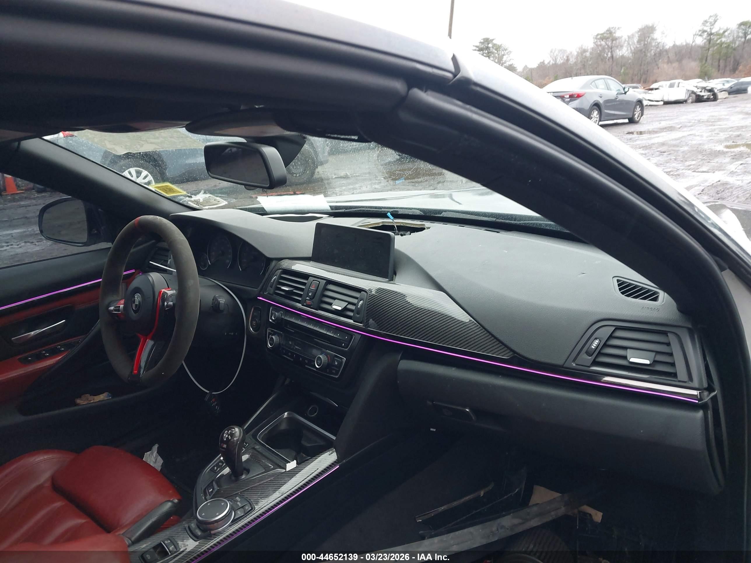 BMW M4 image 5