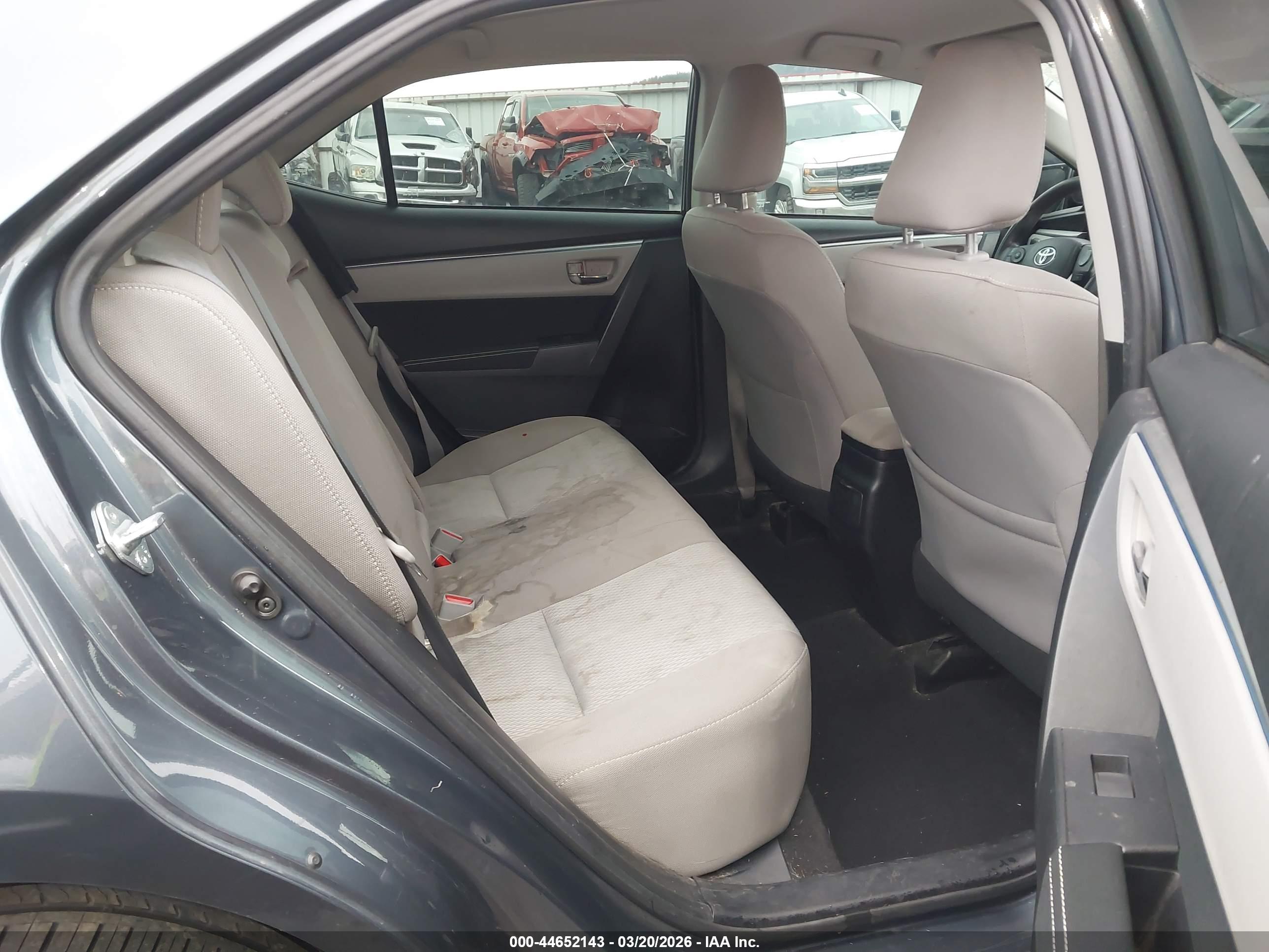 TOYOTA COROLLA image 8