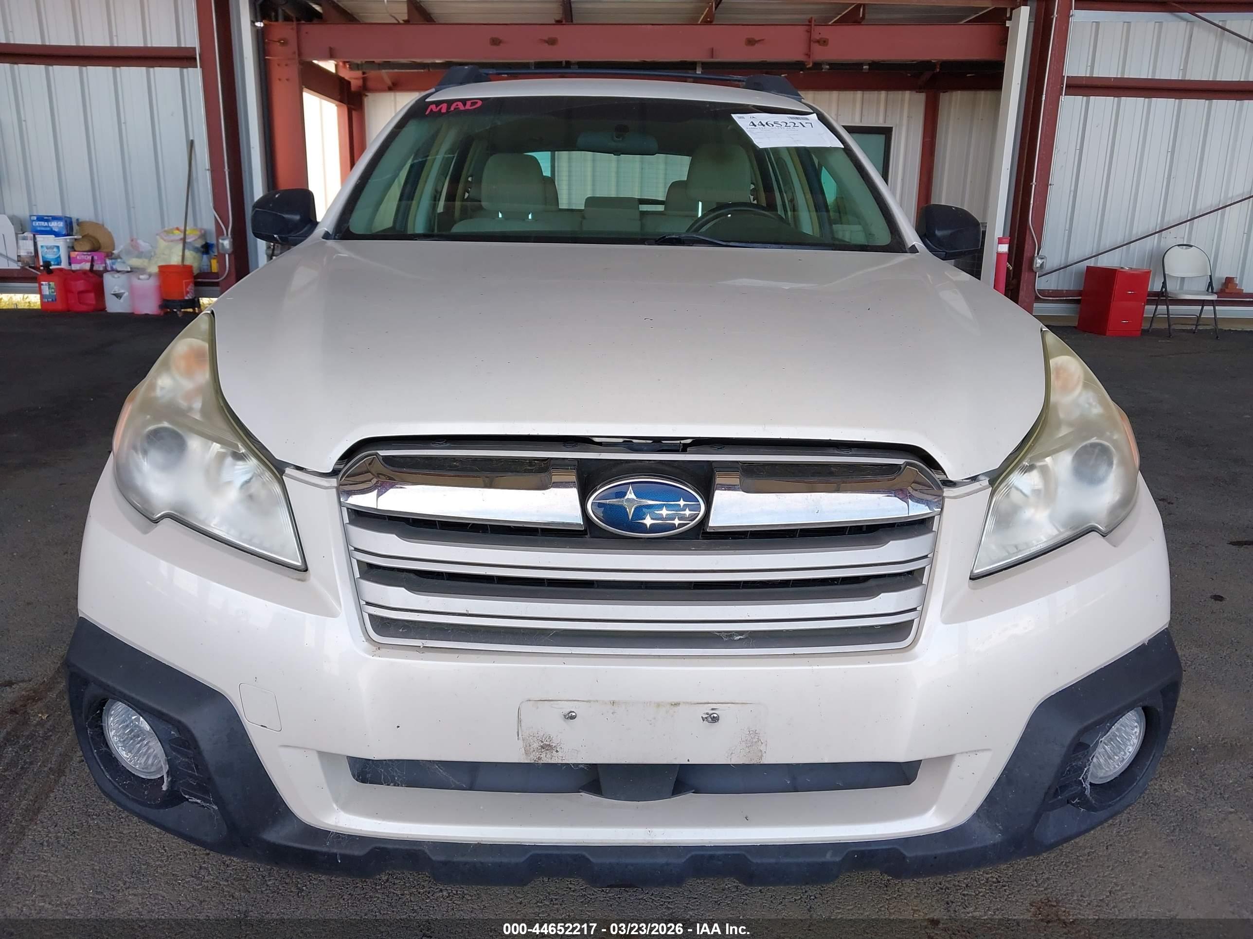 SUBARU OUTBACK image 6