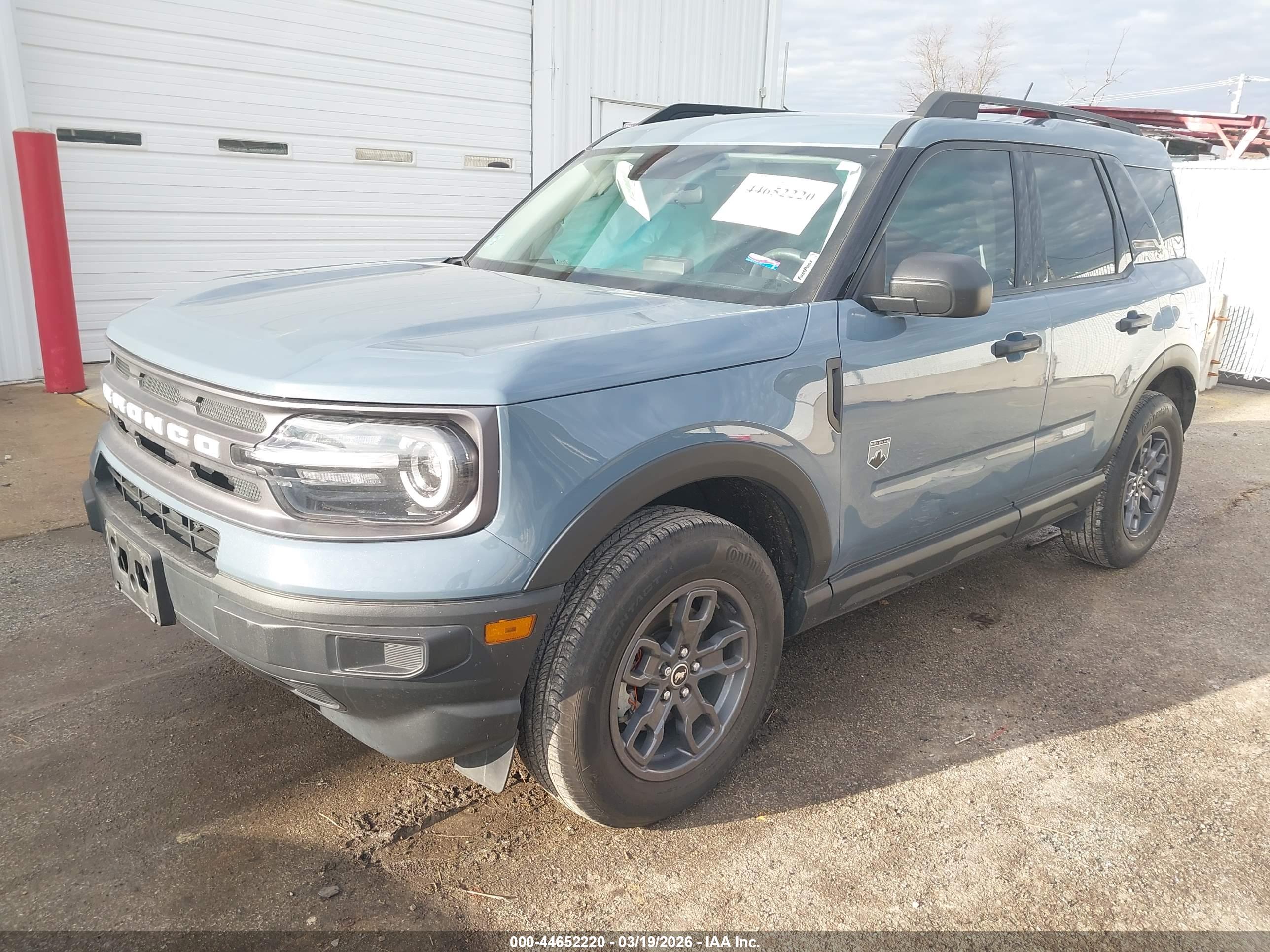 FORD BRONCO image 2