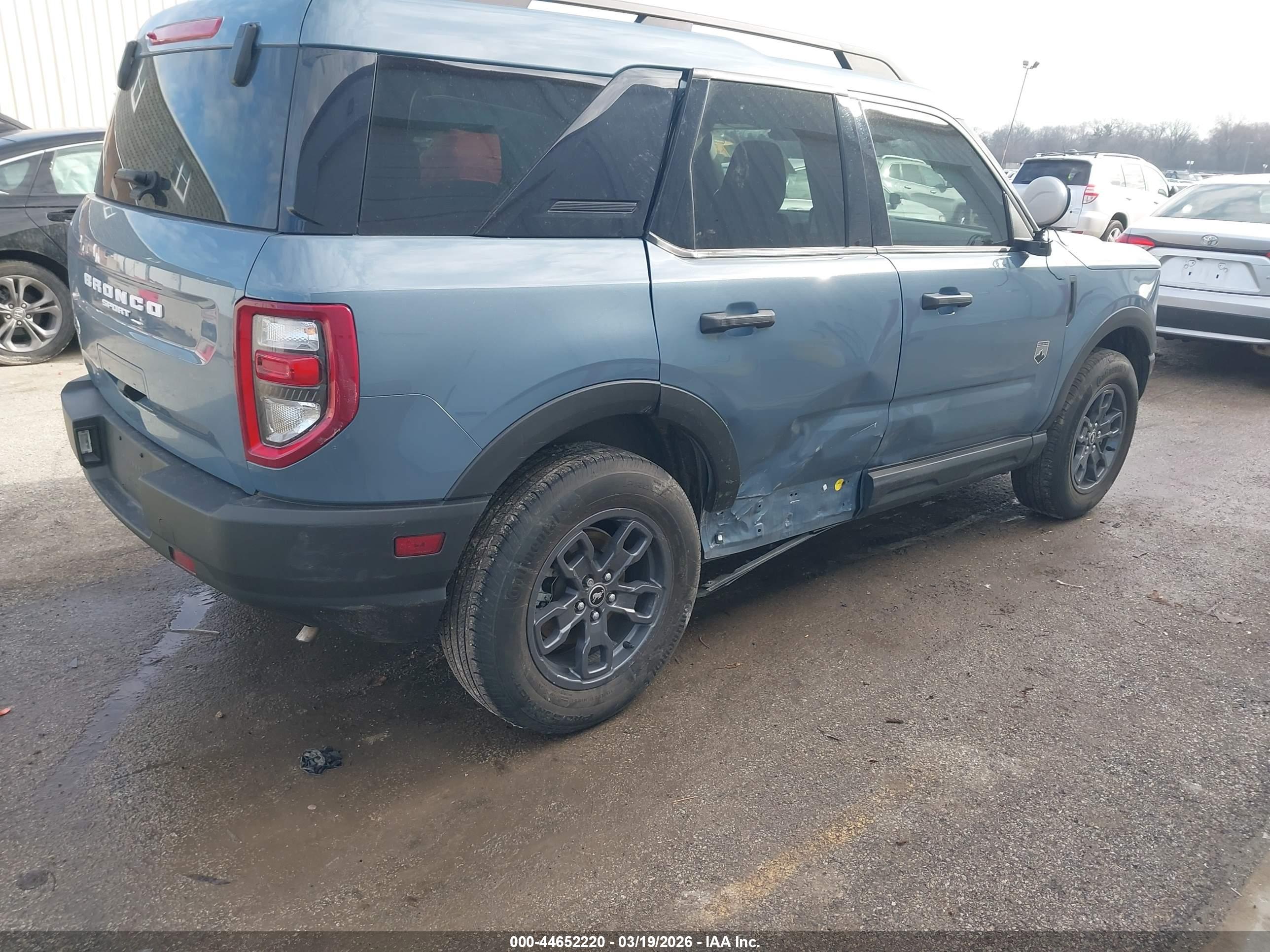FORD BRONCO image 4