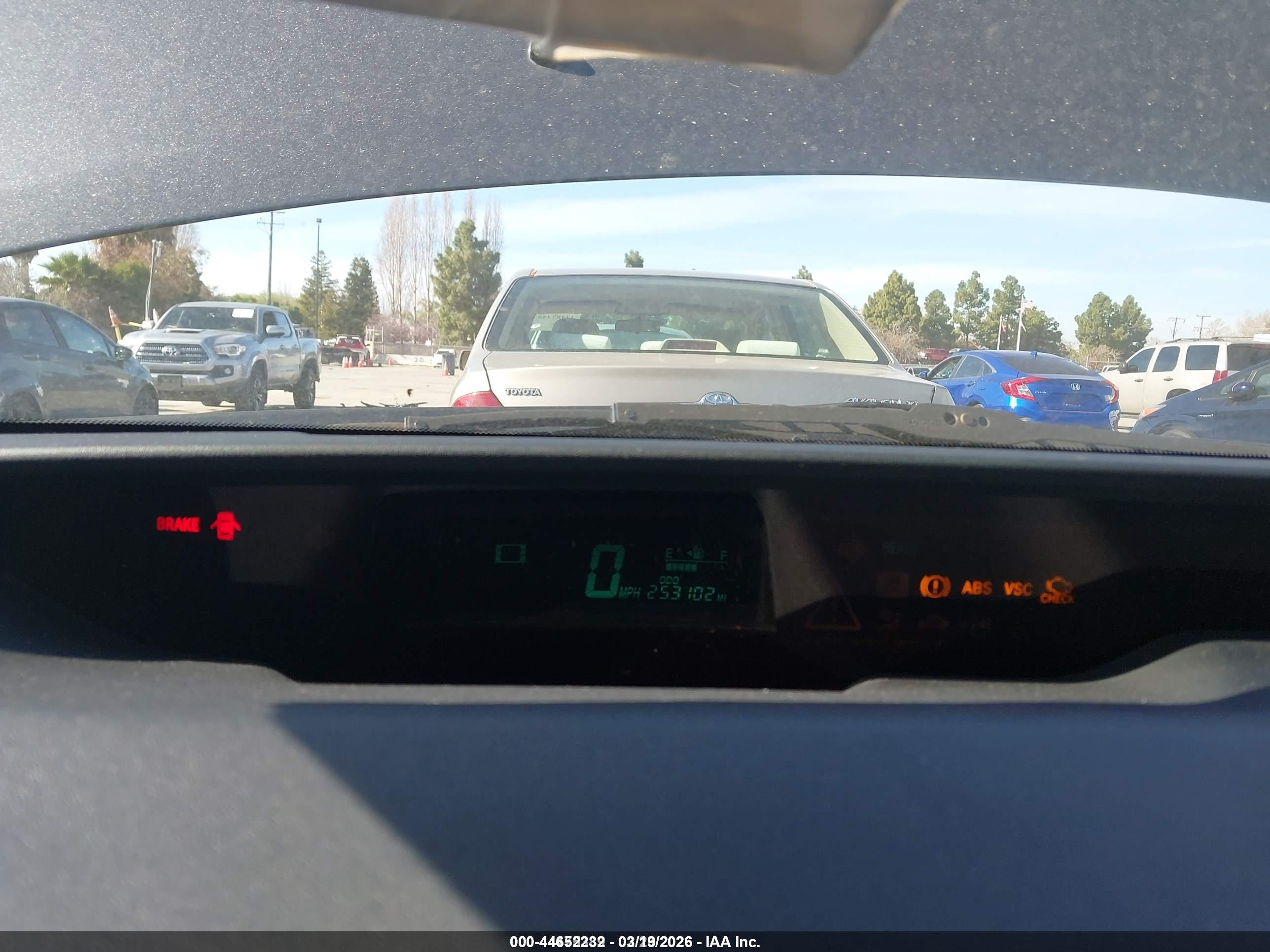 TOYOTA PRIUS image 7