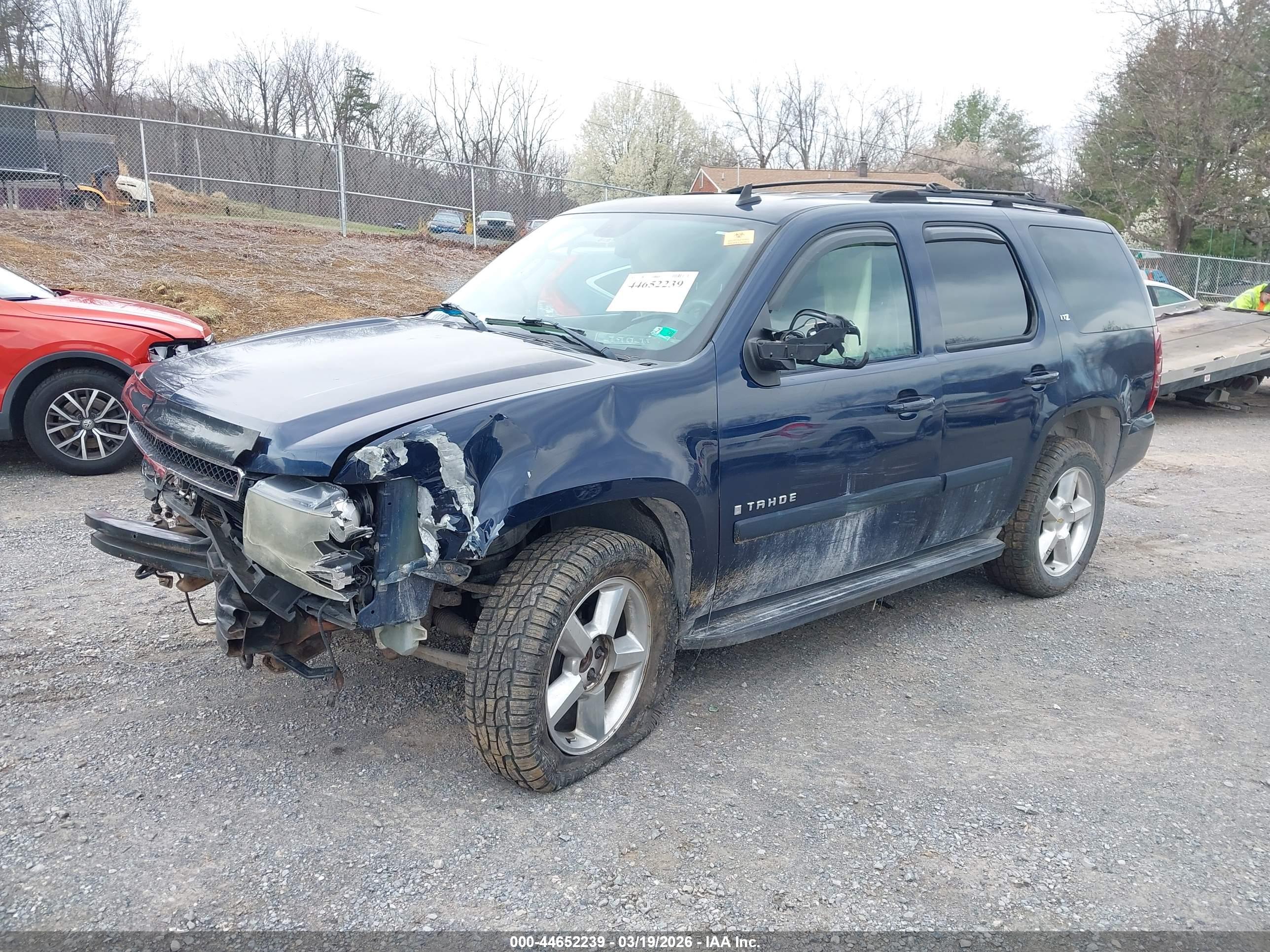 CHEVROLET TAHOE image 2