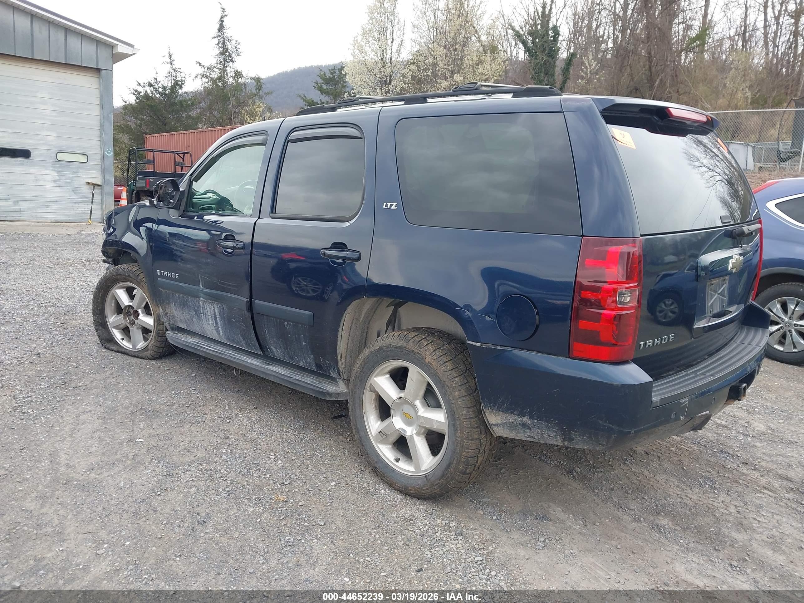 CHEVROLET TAHOE image 3