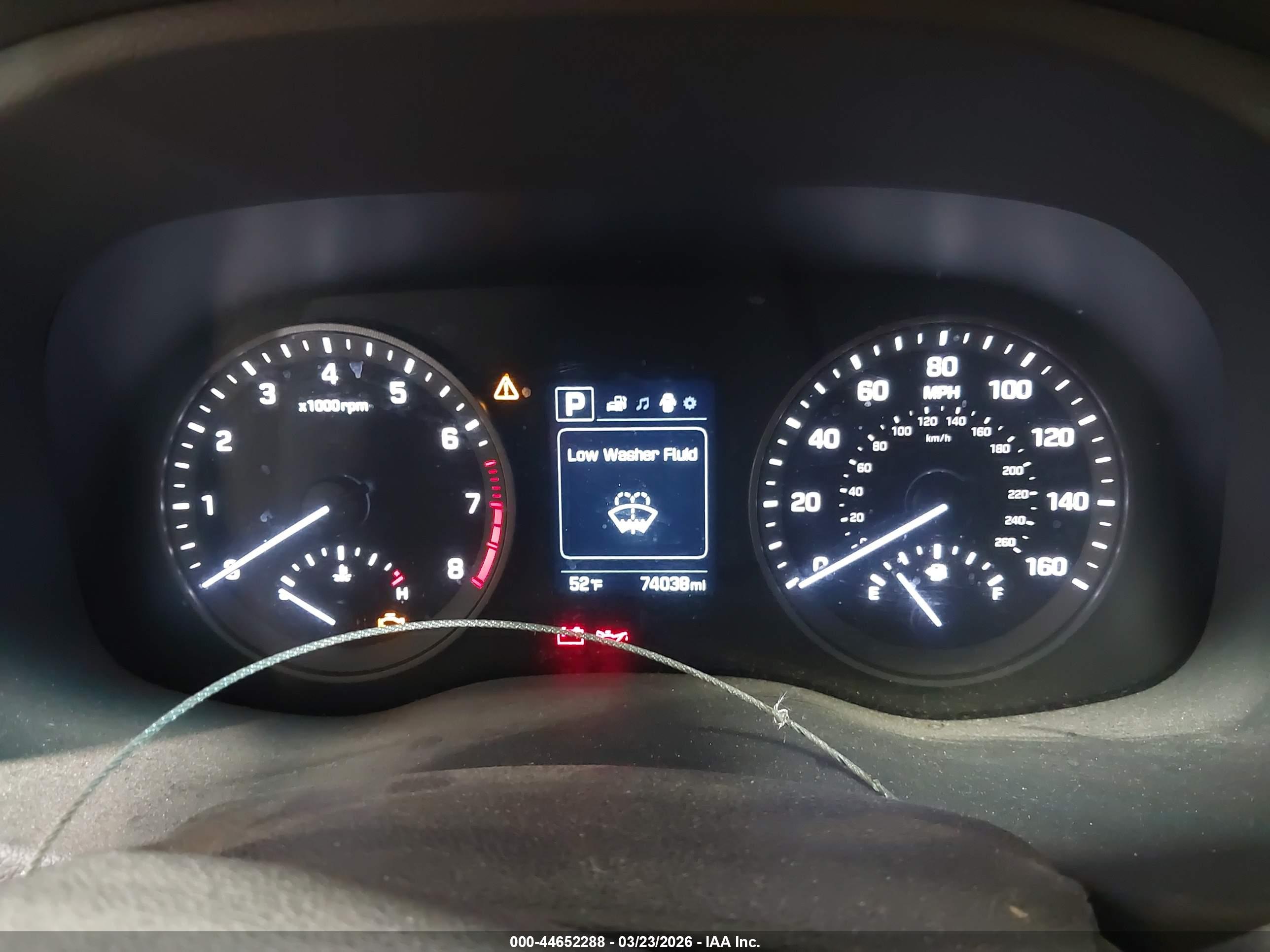 HYUNDAI TUCSON image 7