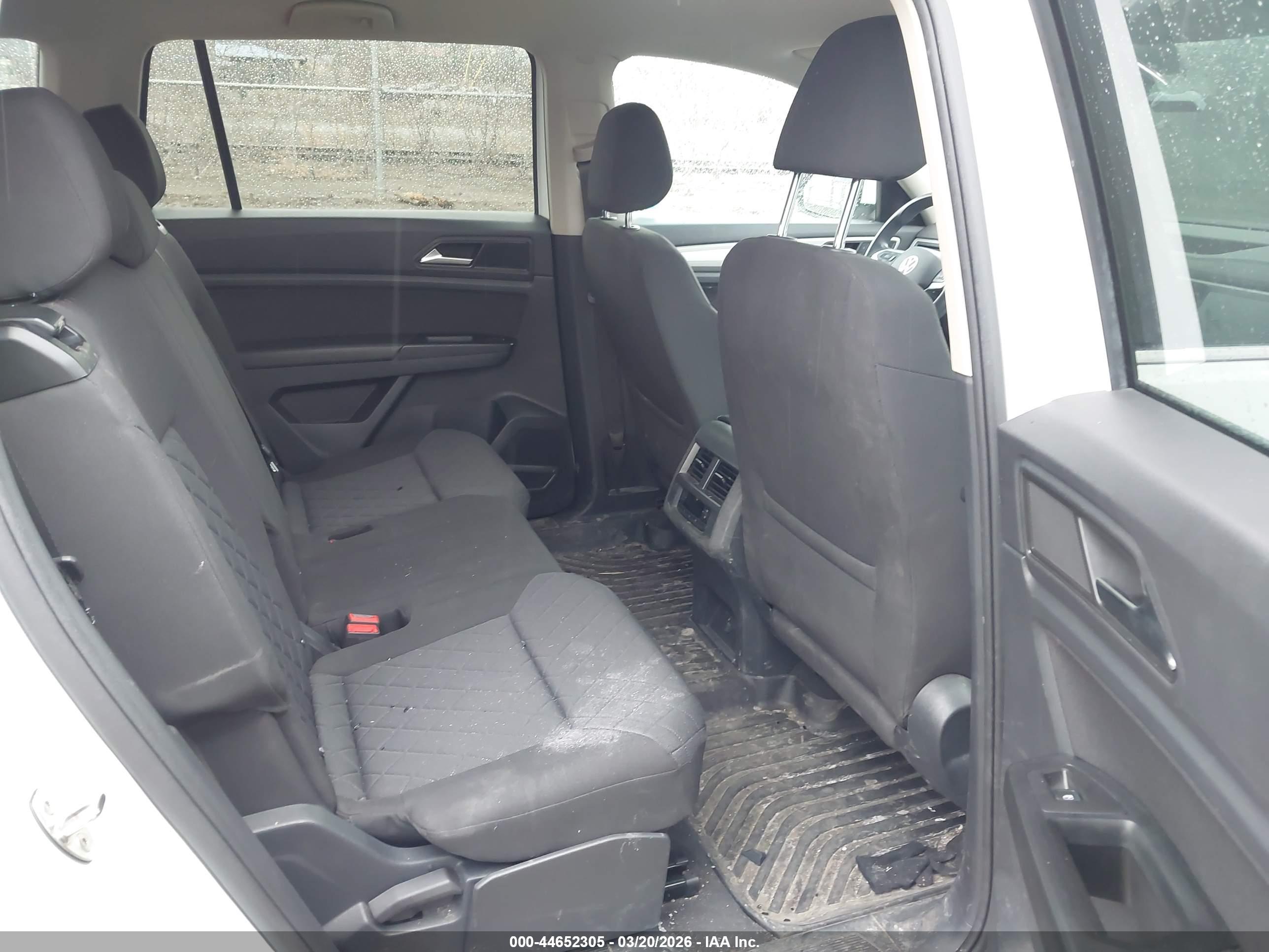 VOLKSWAGEN ATLAS image 8