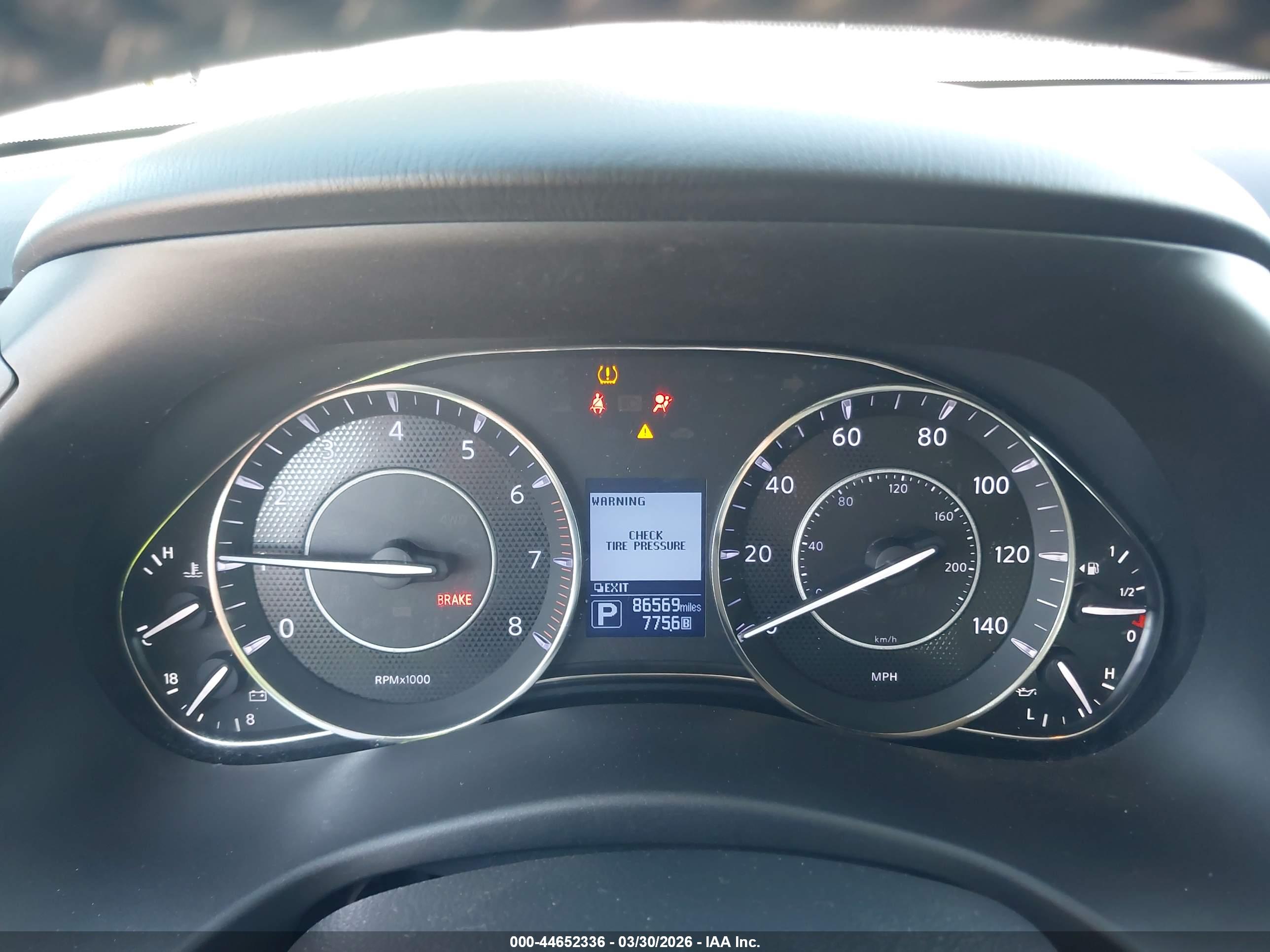 NISSAN ARMADA image 7