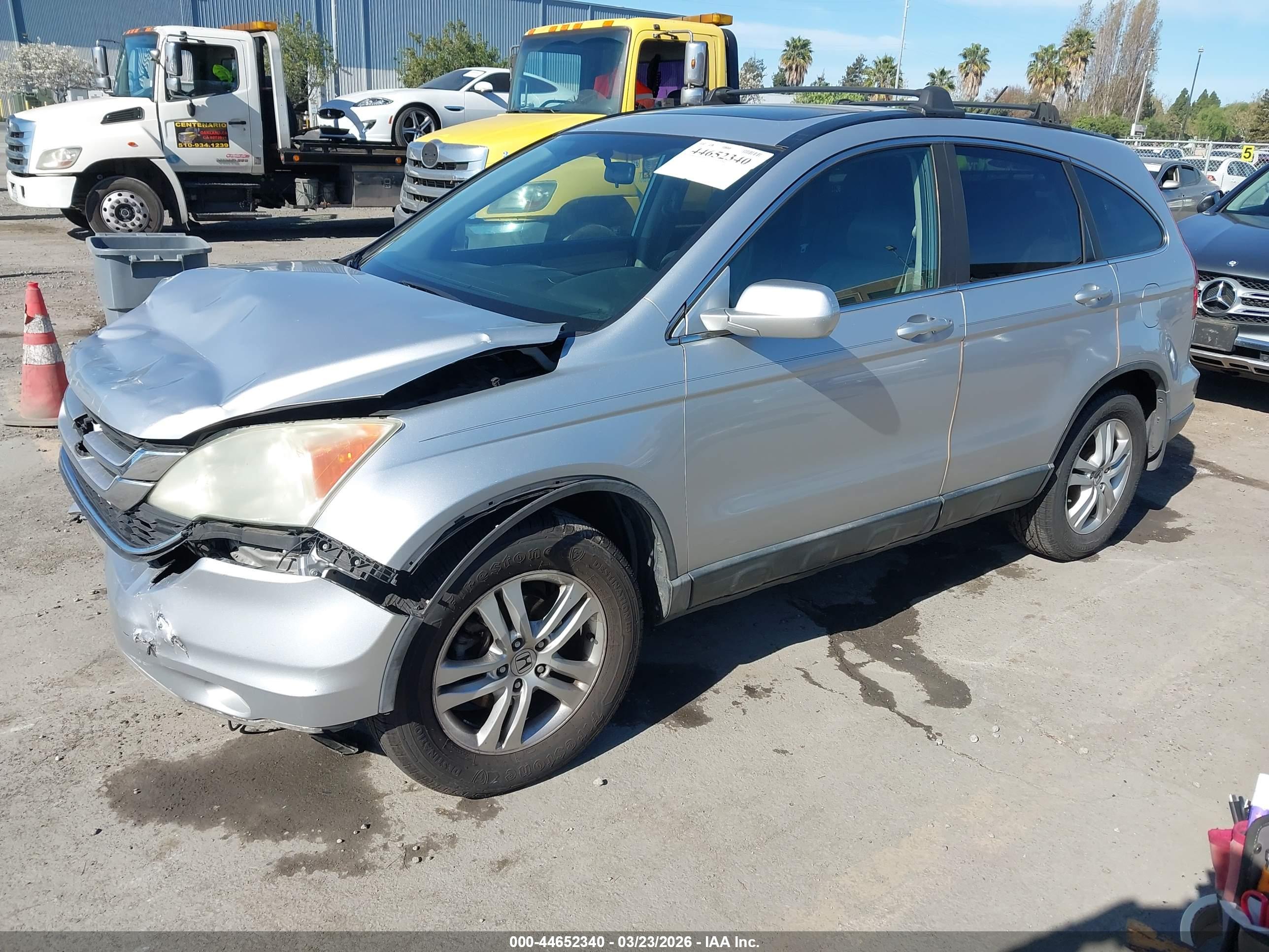 HONDA CR-V image 2
