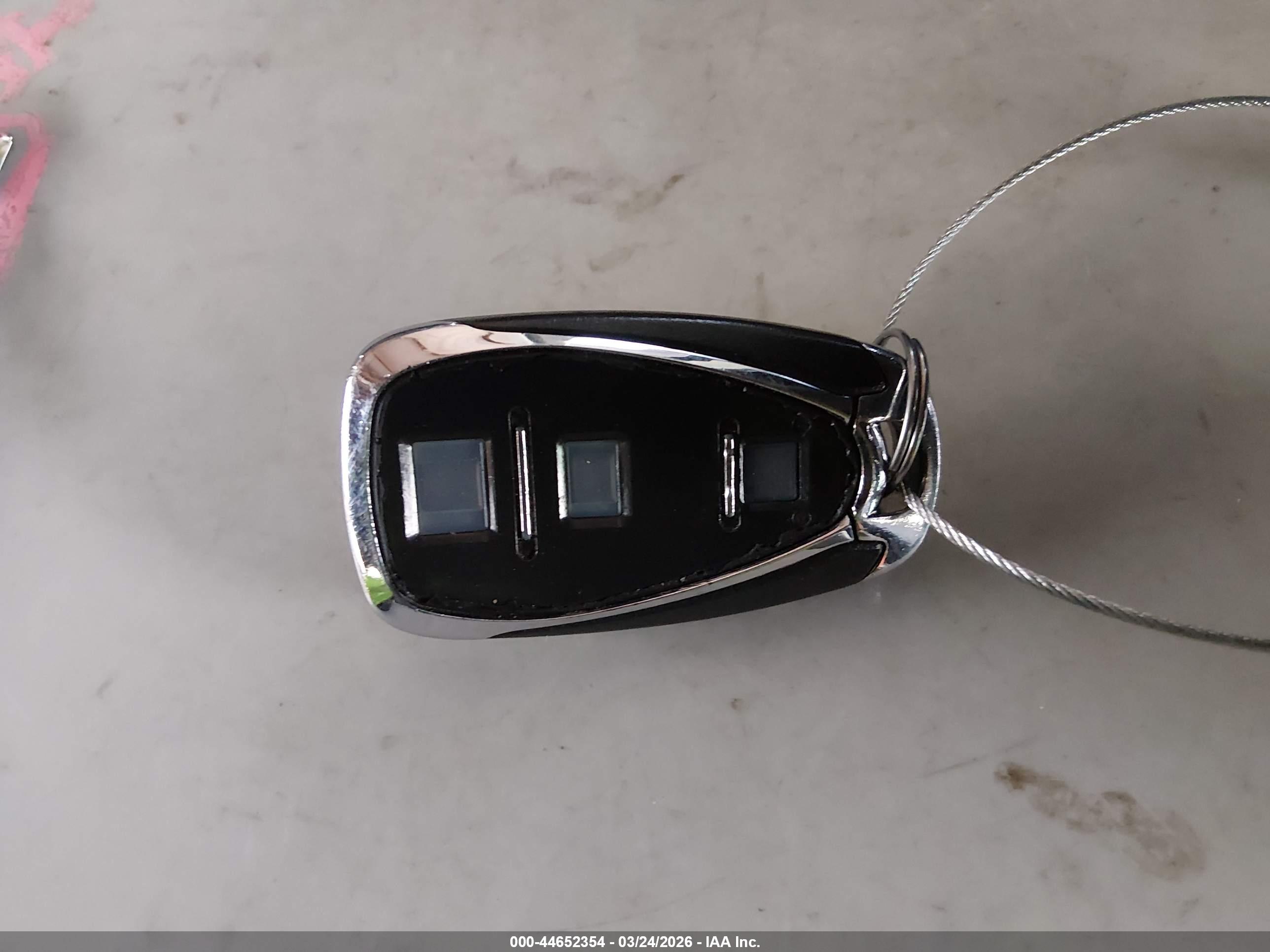CHEVROLET EQUINOX image 11