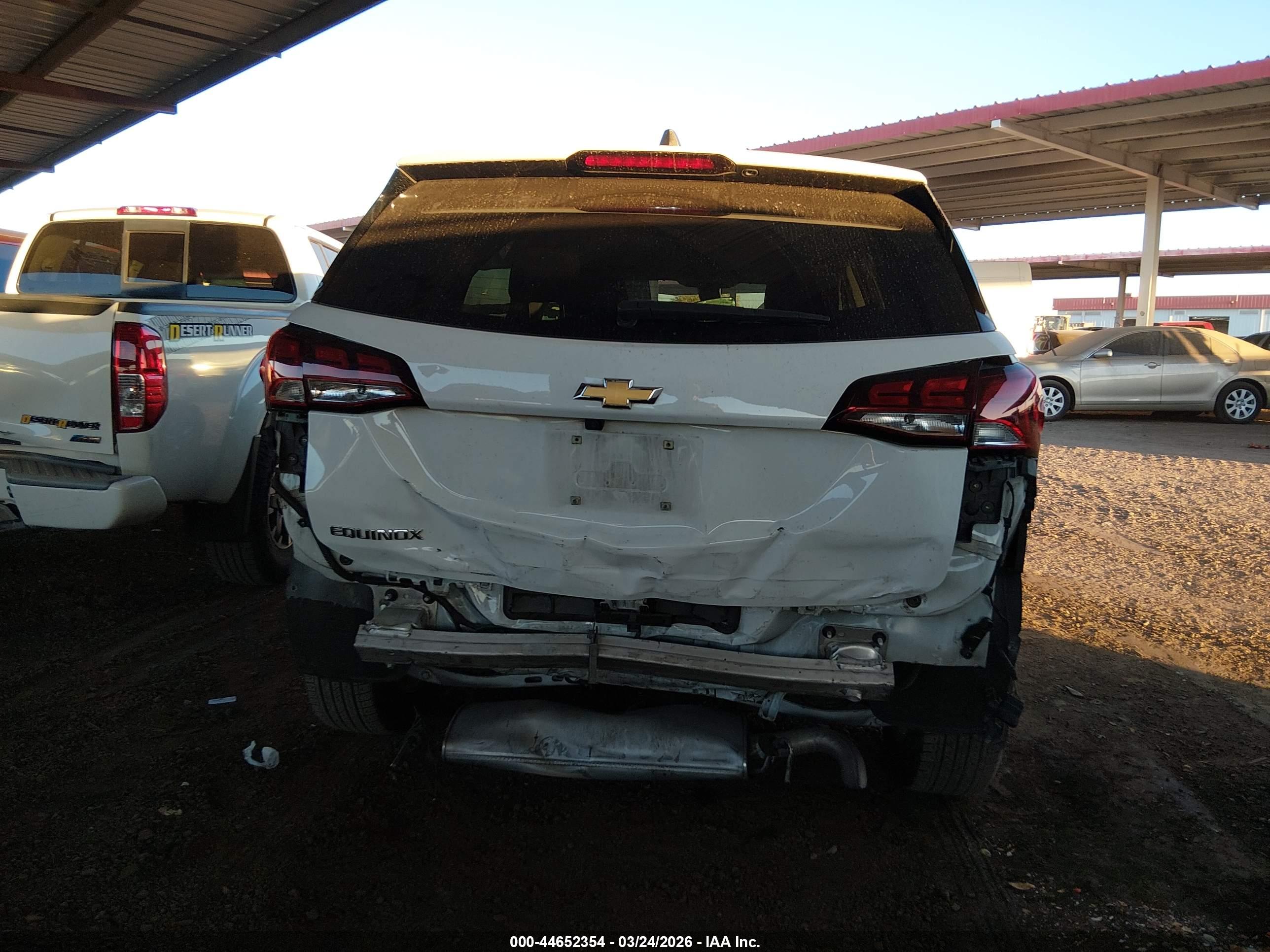 CHEVROLET EQUINOX image 6