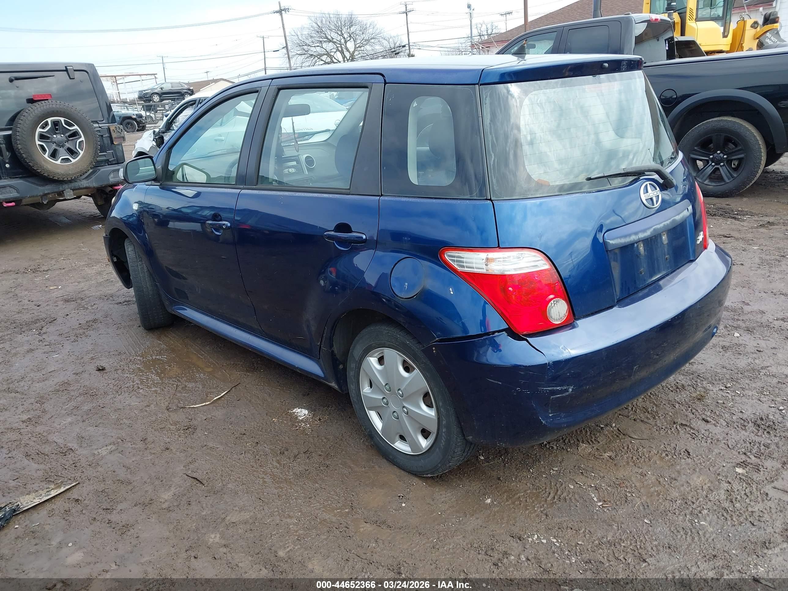 SCION XA image 3