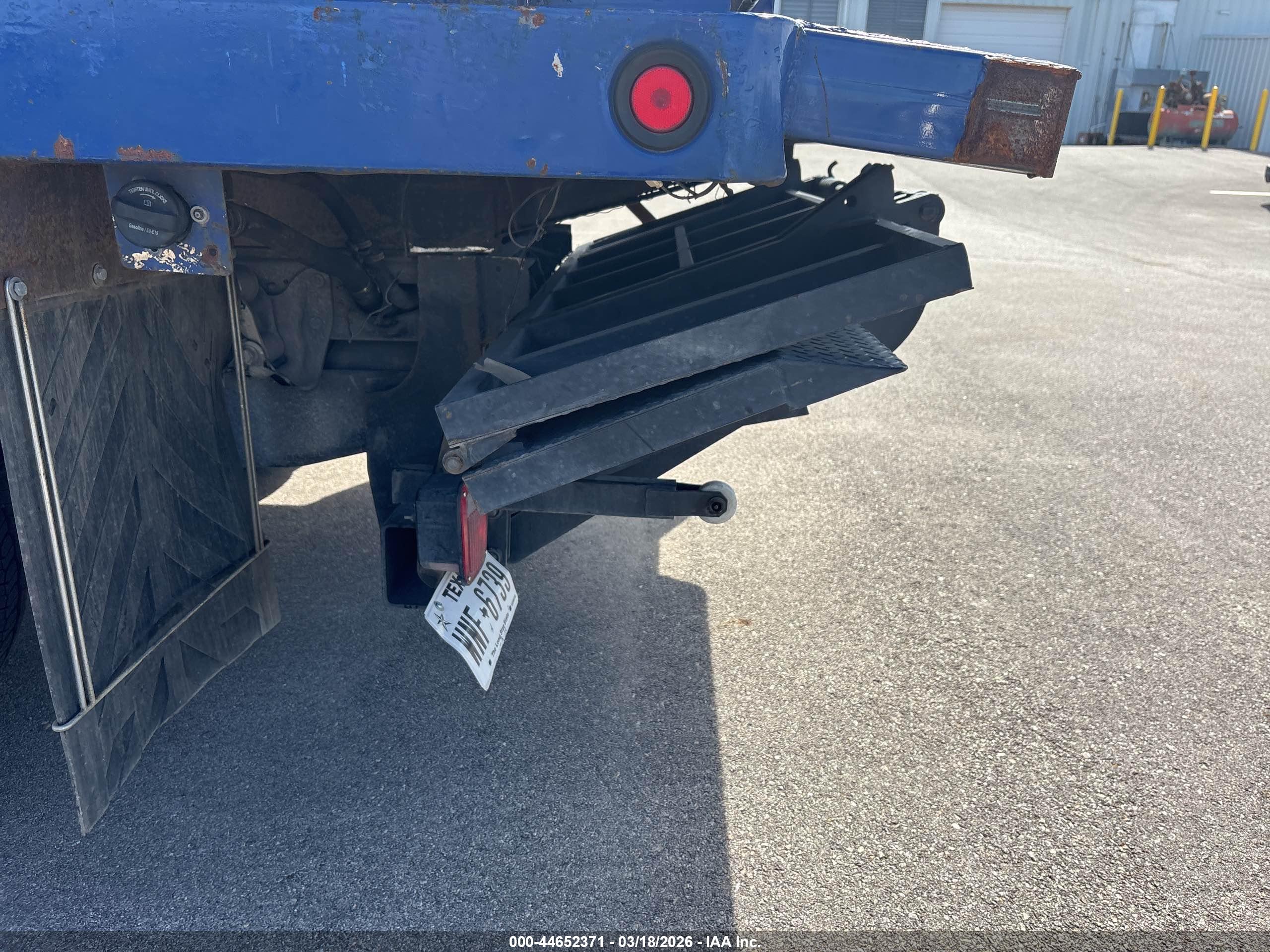FORD F-450 image 7