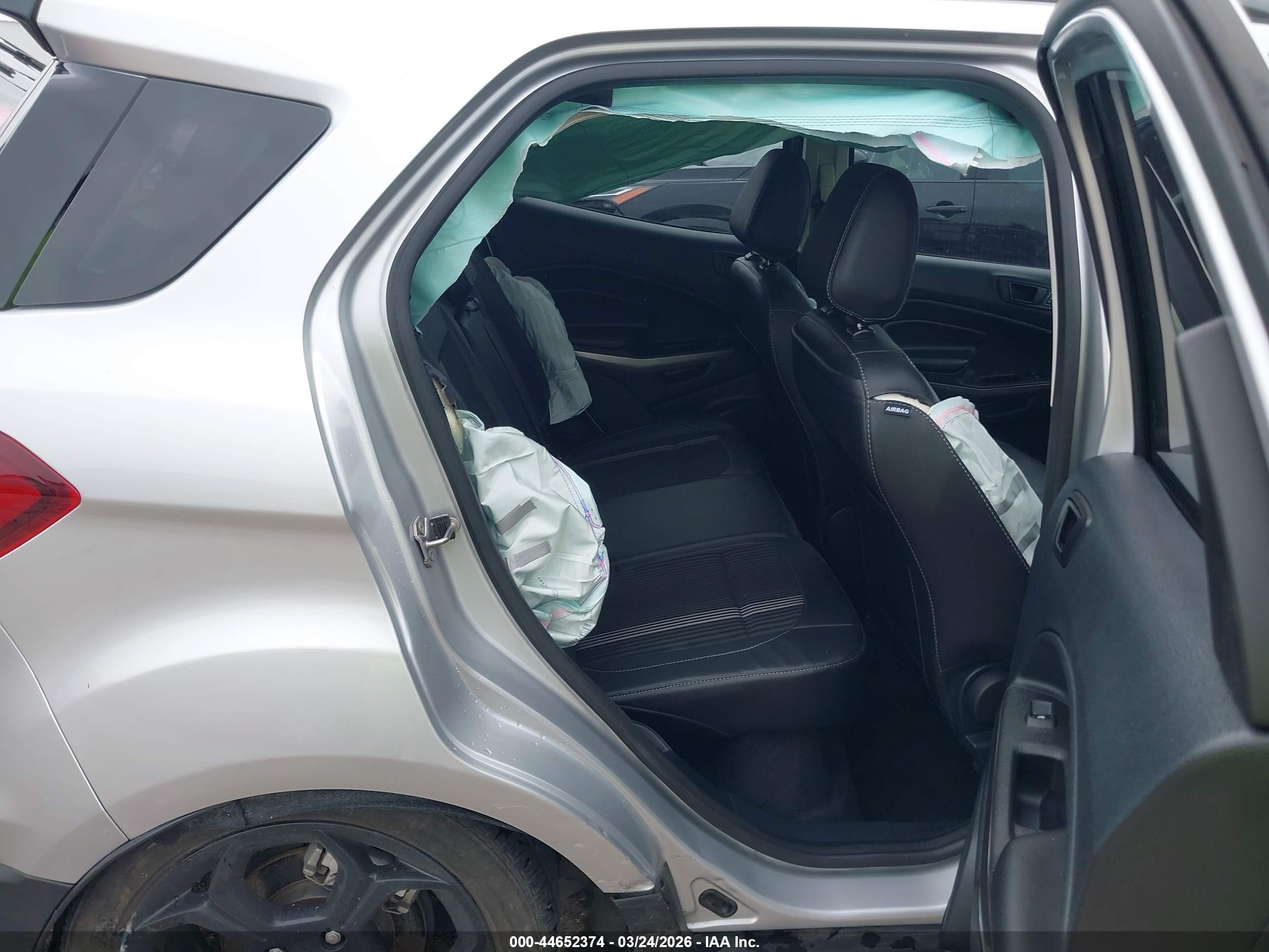 FORD ECOSPORT image 8