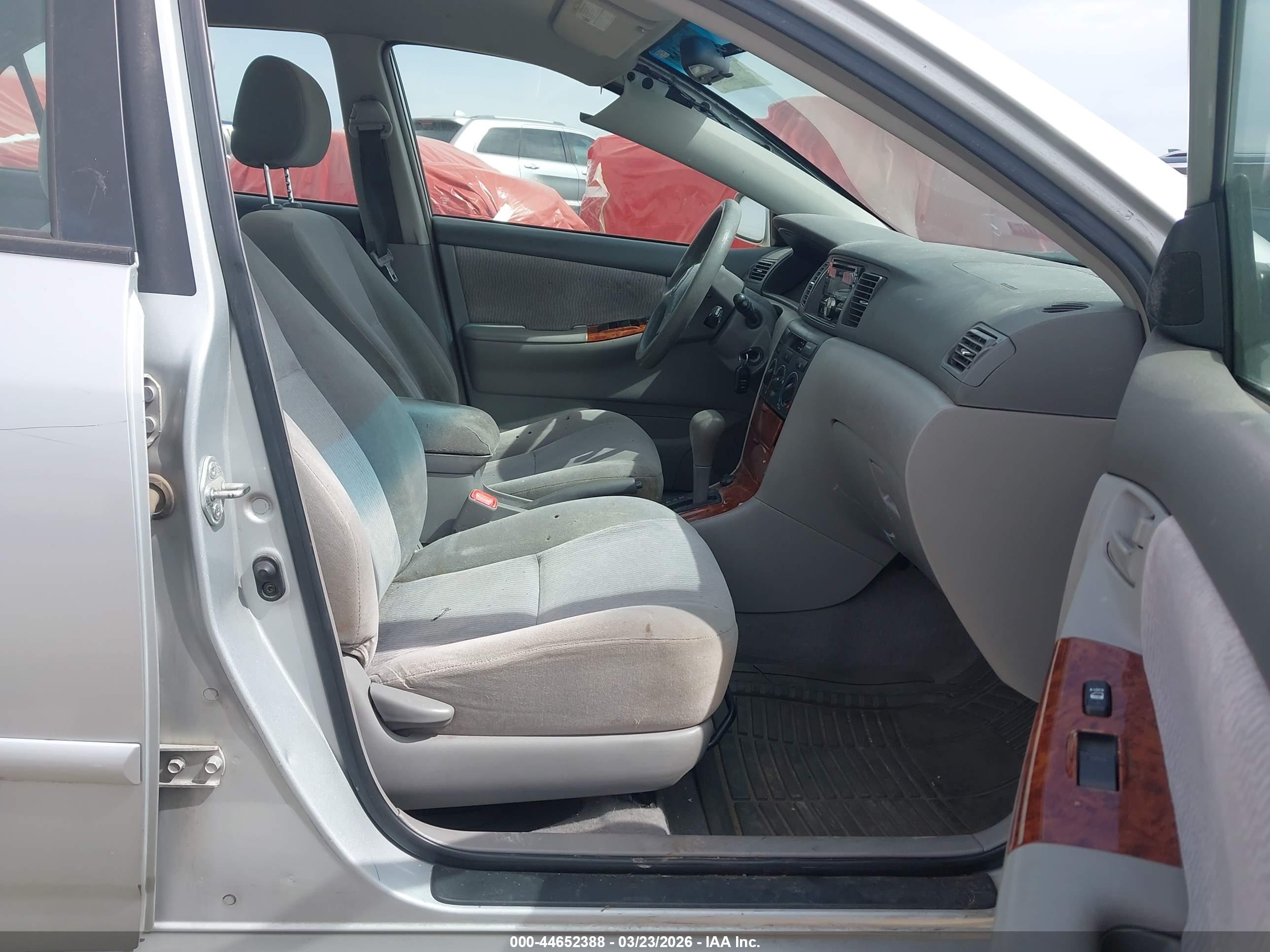 TOYOTA COROLLA image 5