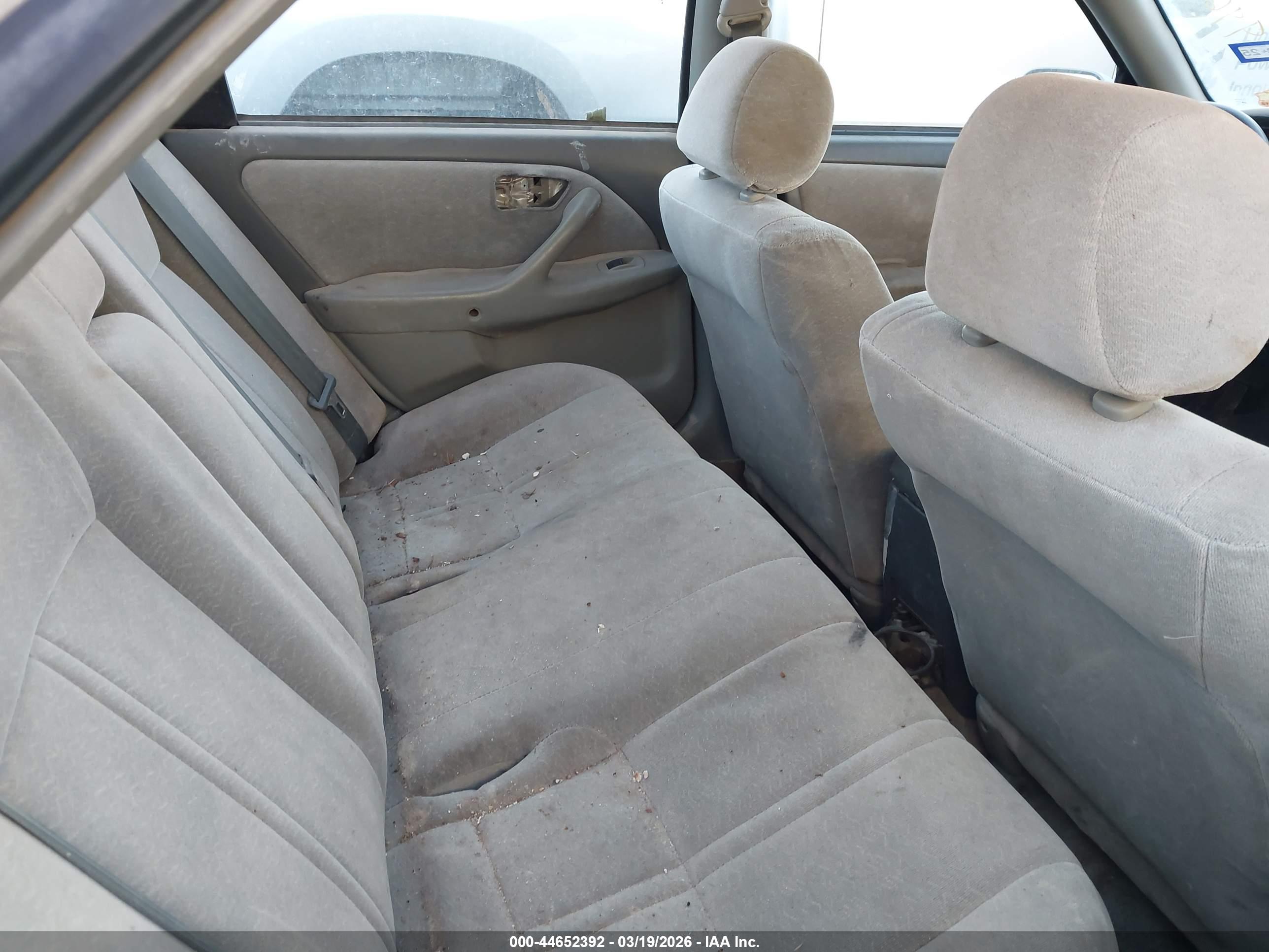 TOYOTA CAMRY image 8