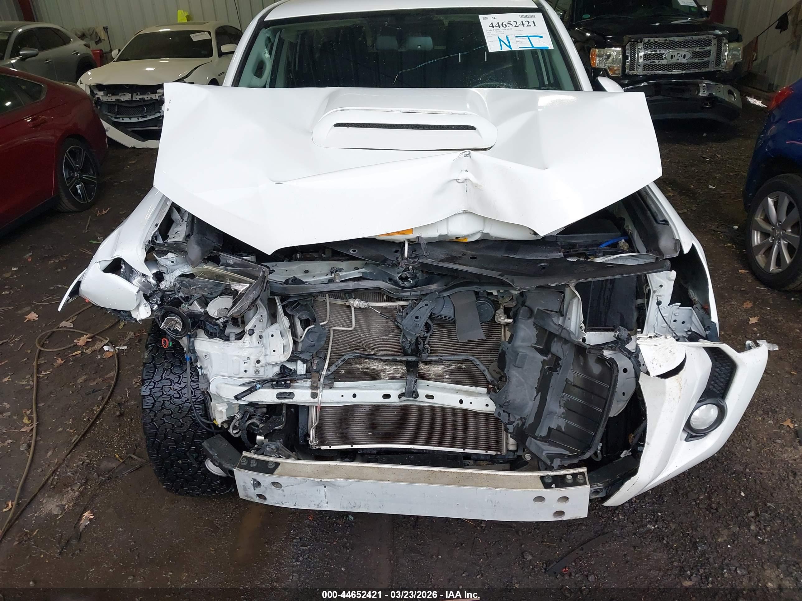TOYOTA 4RUNNER image 10