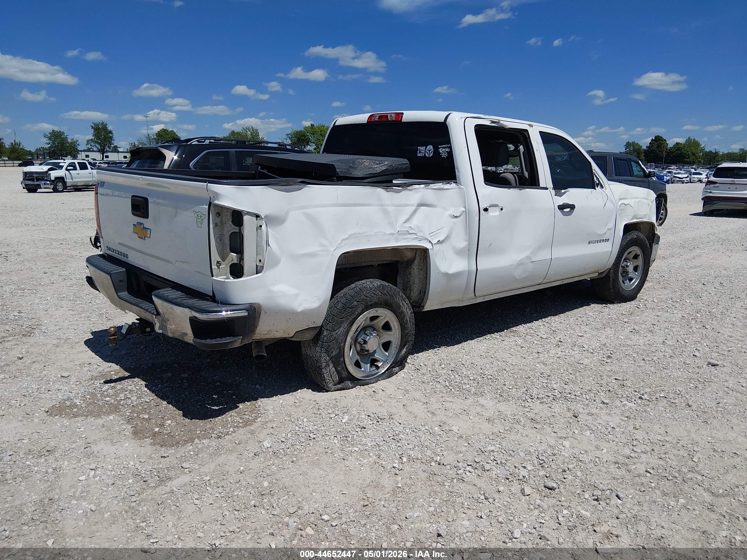 CHEVROLET SILVERADO image 4