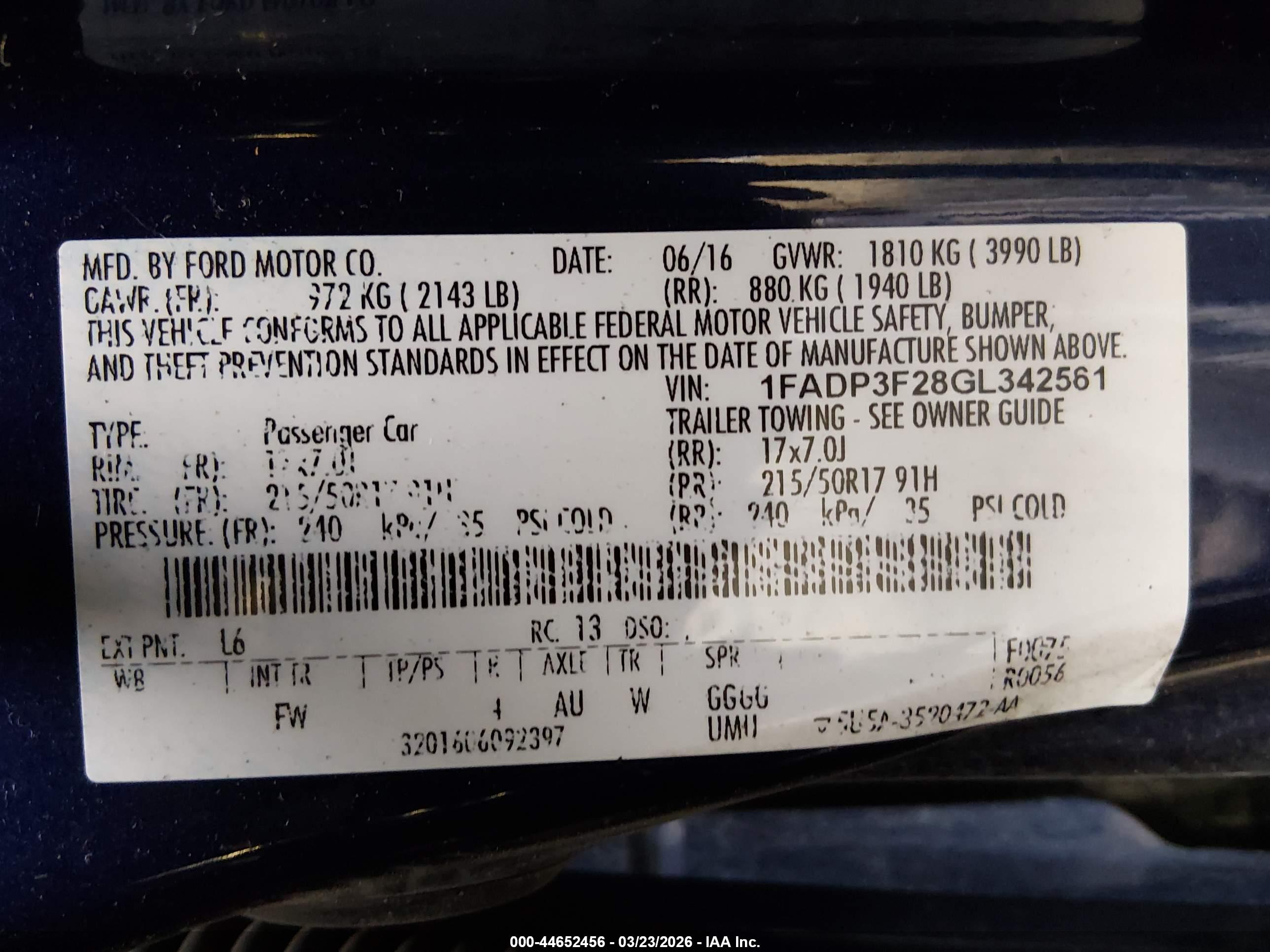 FORD FOCUS image 9