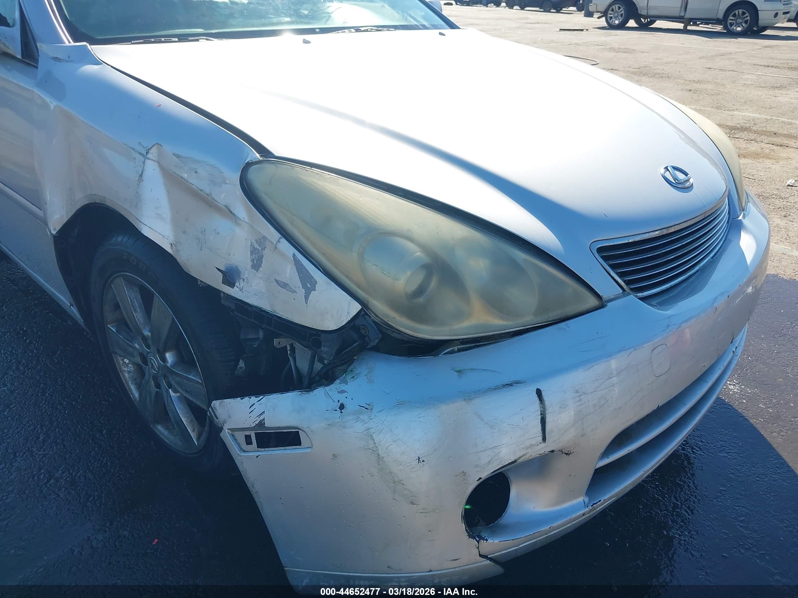 LEXUS ES image 6