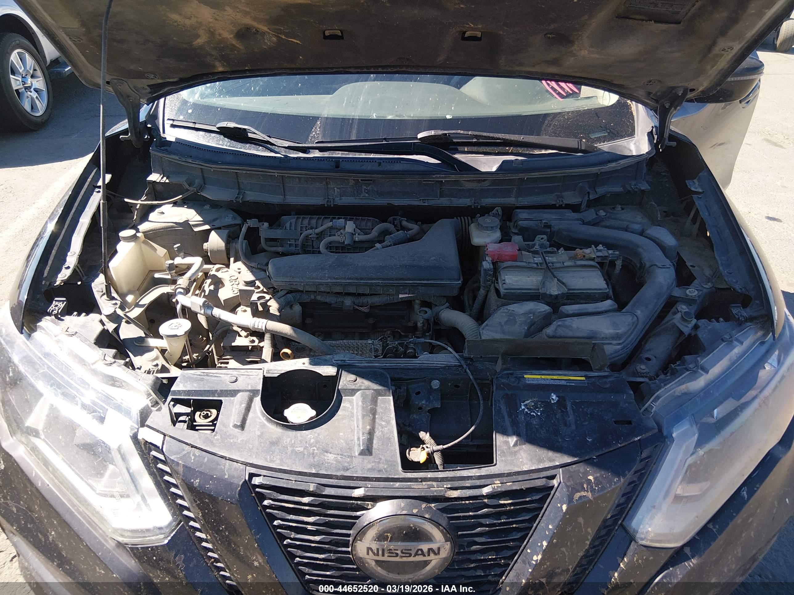 NISSAN ROGUE image 10