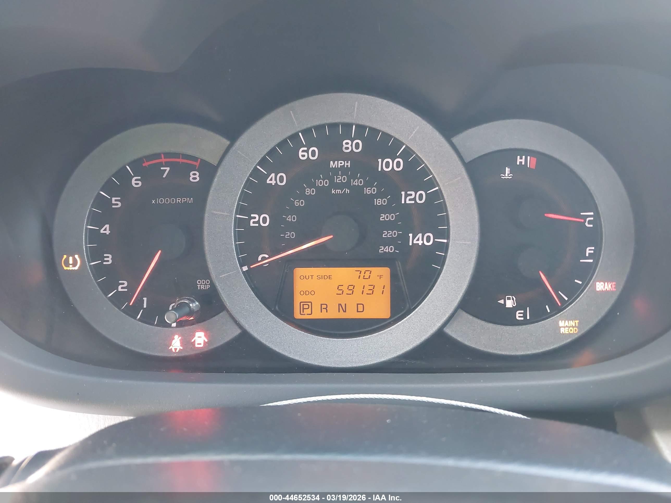 TOYOTA RAV4 image 7