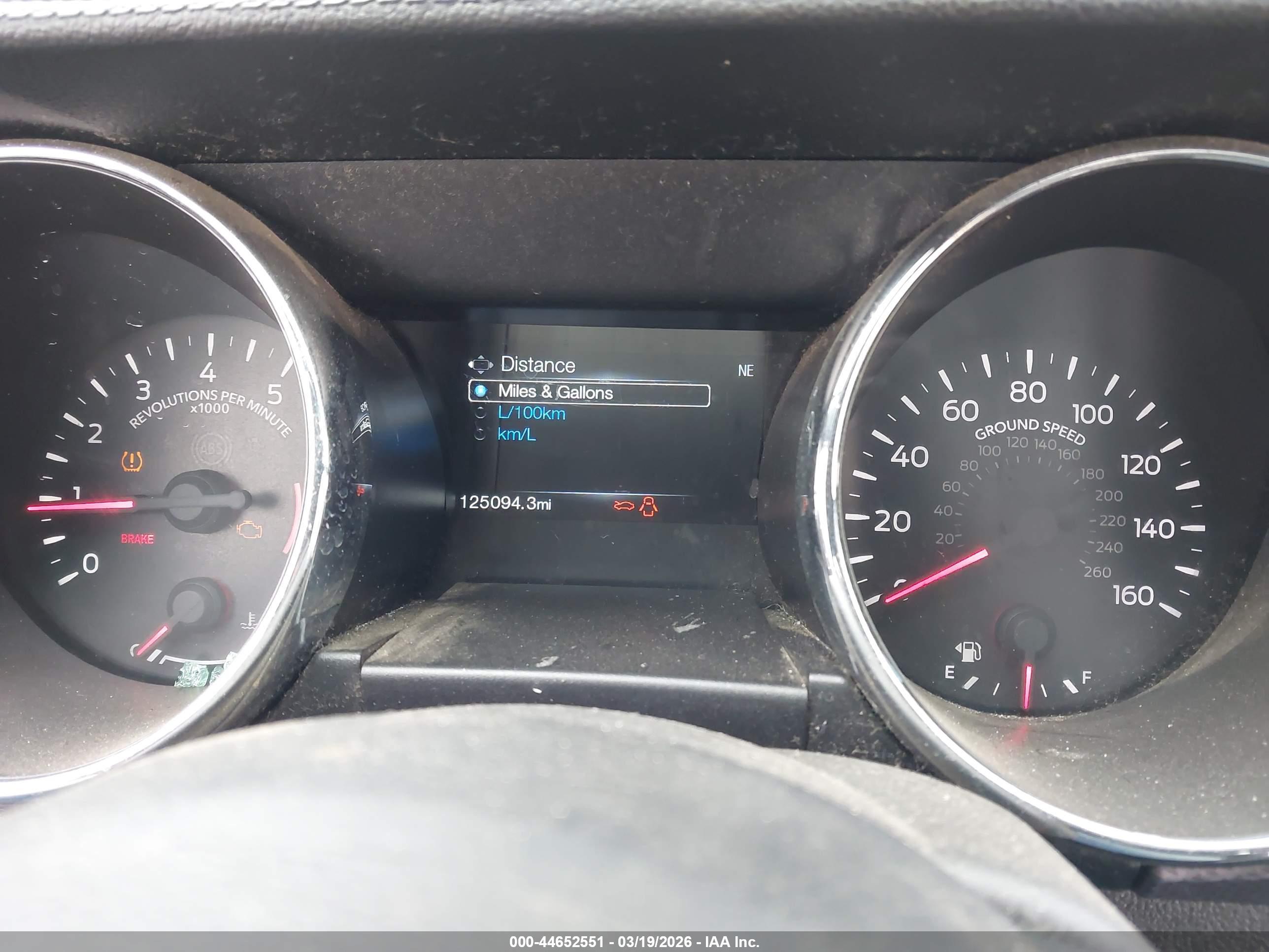 FORD MUSTANG image 7