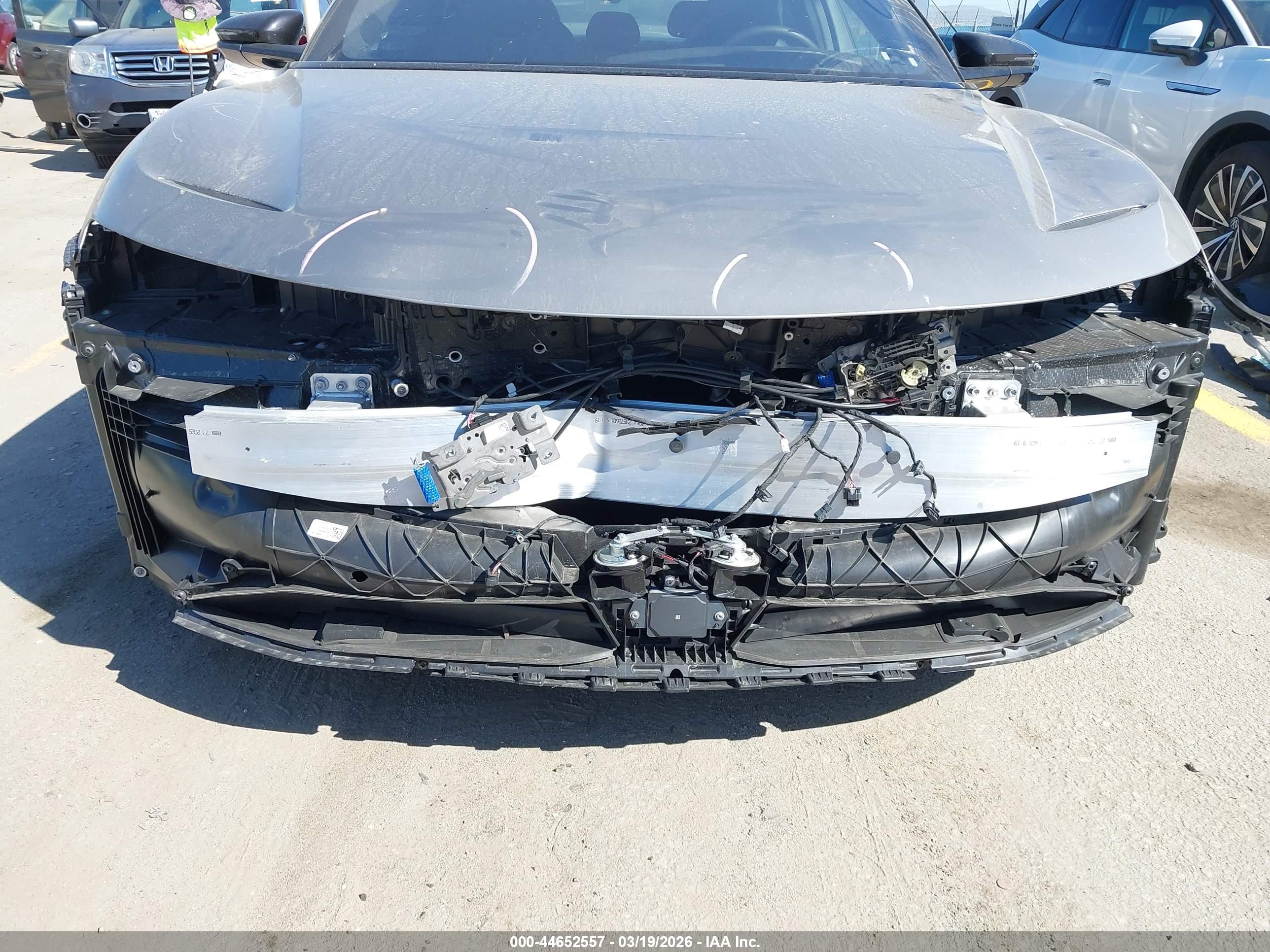 LUCID AIR image 6