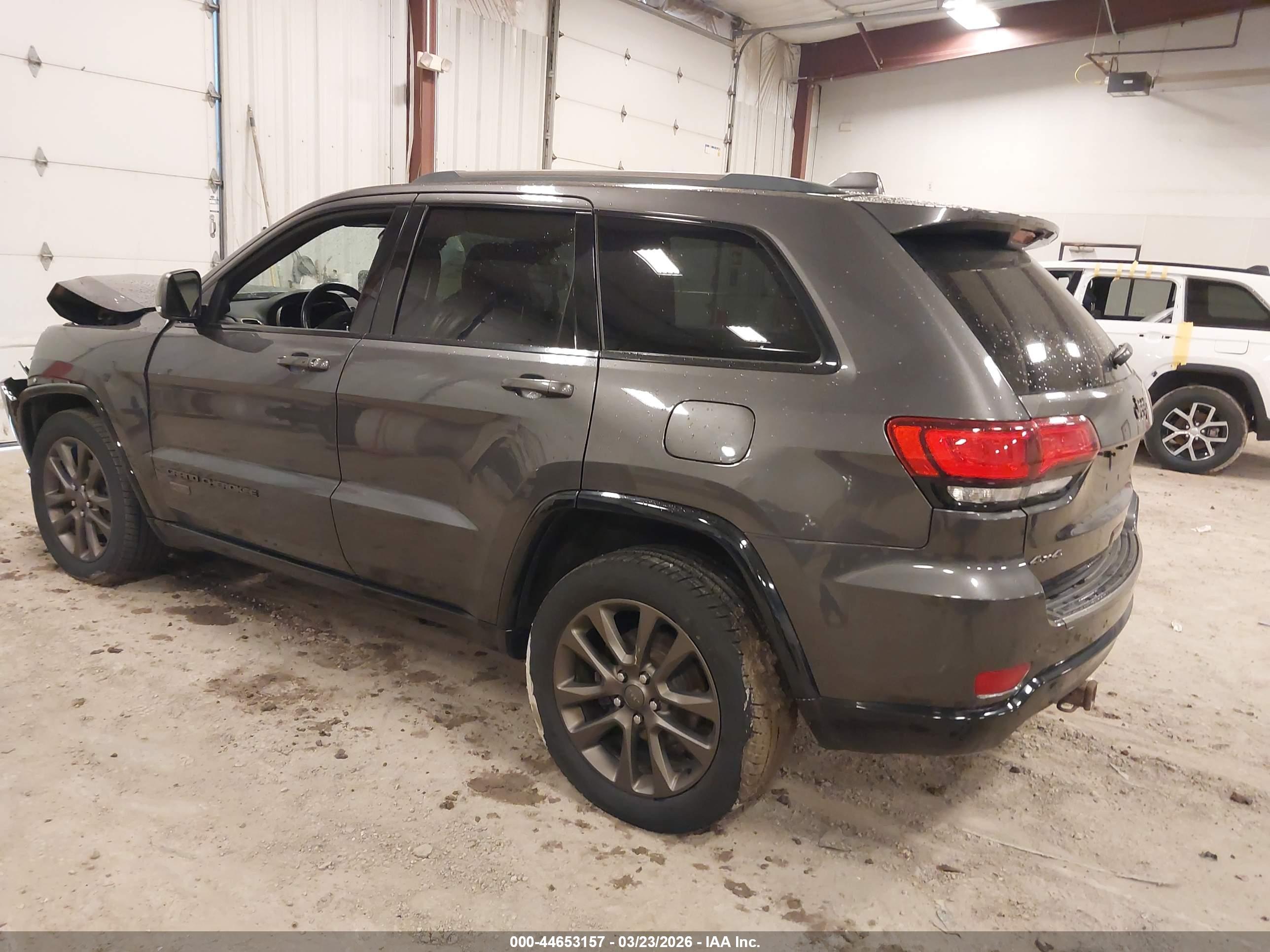 JEEP GRAND image 3
