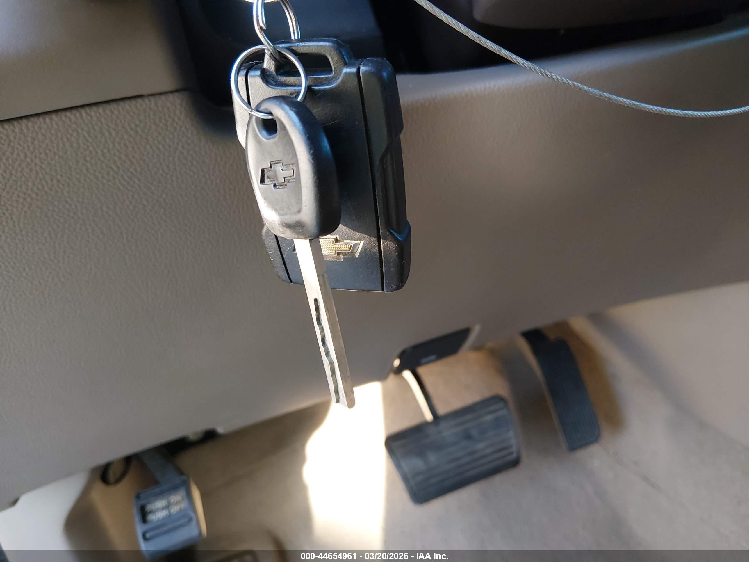 CHEVROLET TAHOE image 11