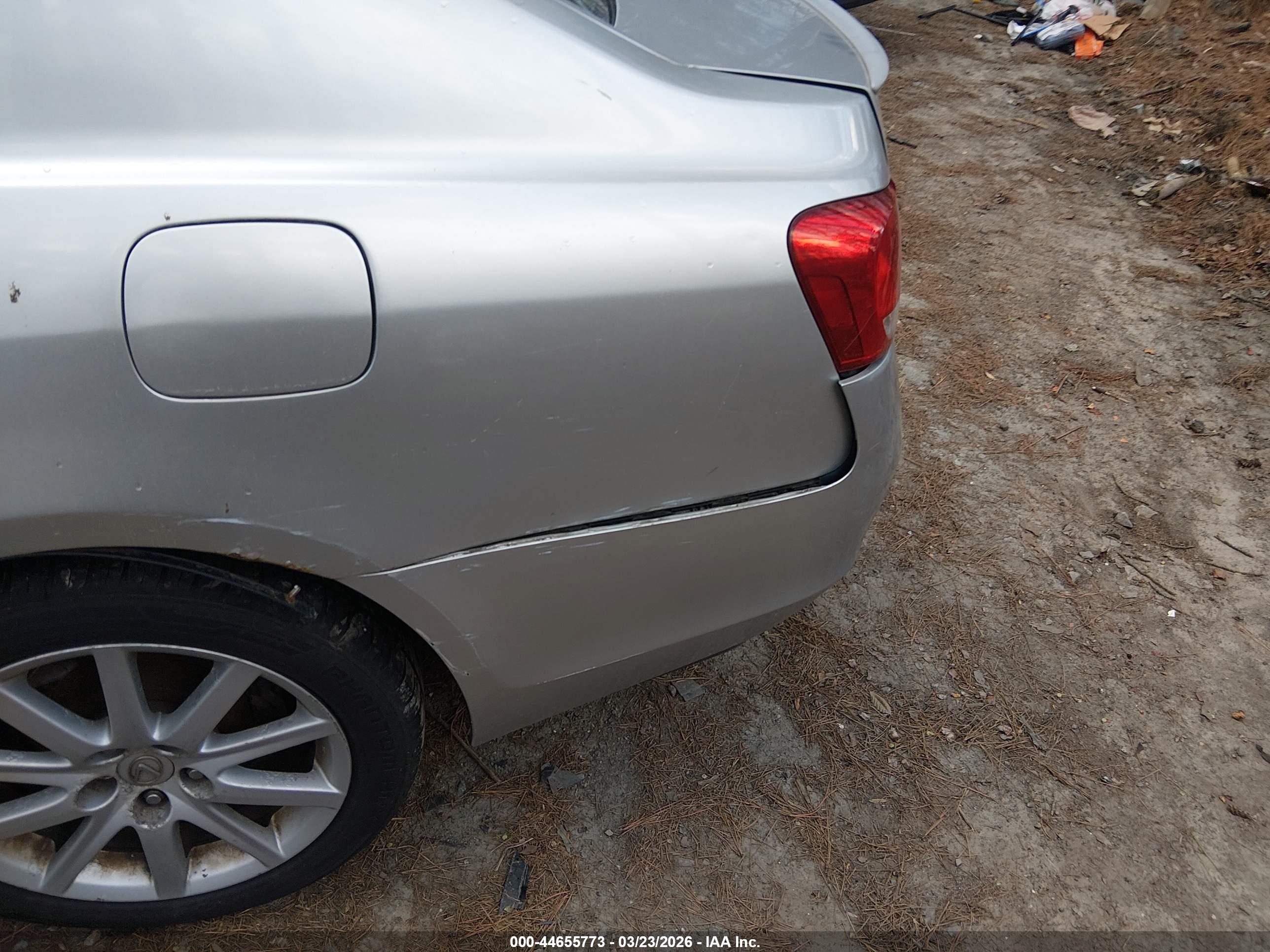 LEXUS GS image 6