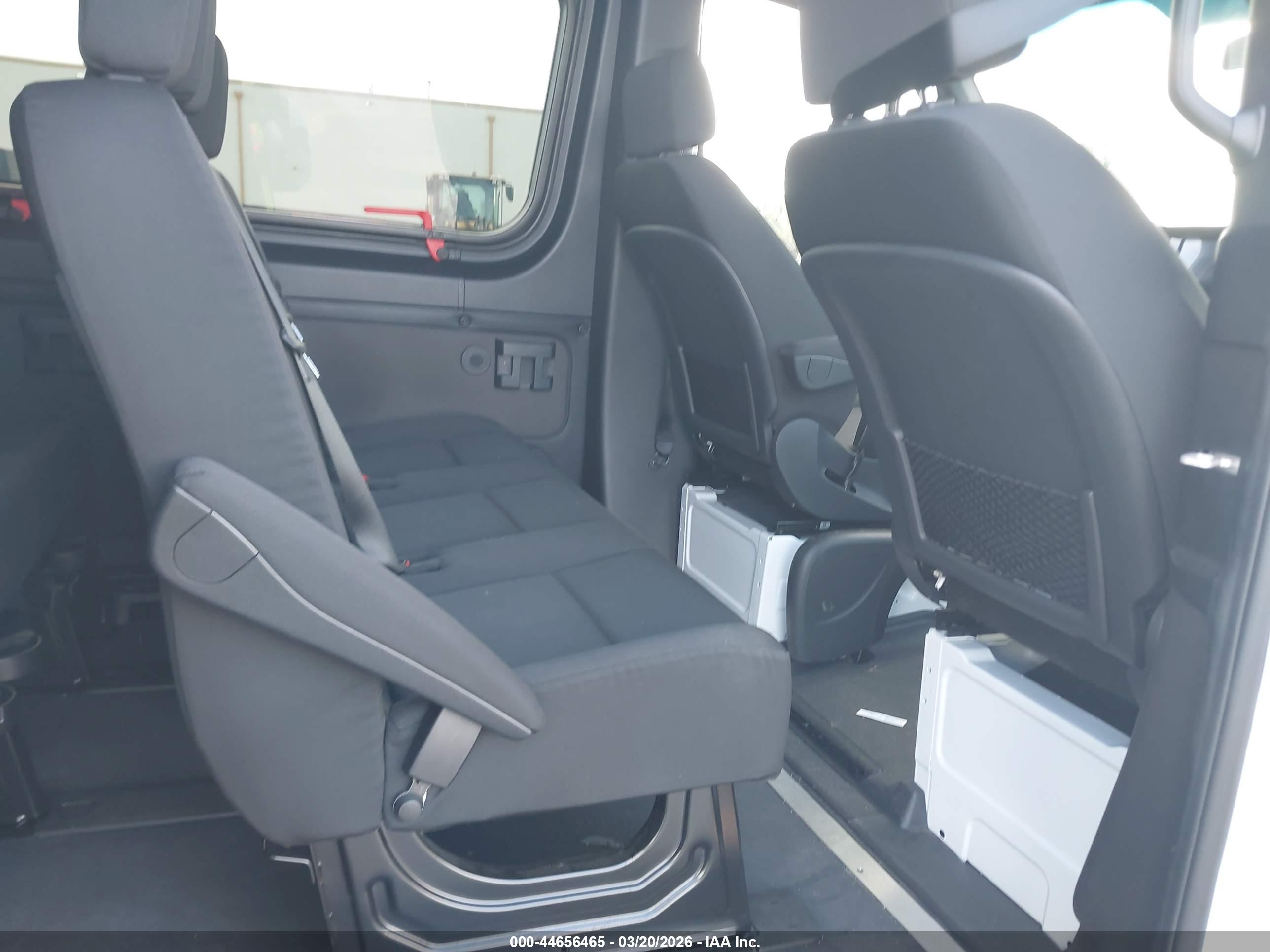 MERCEDES-BENZ SPRINTER image 8