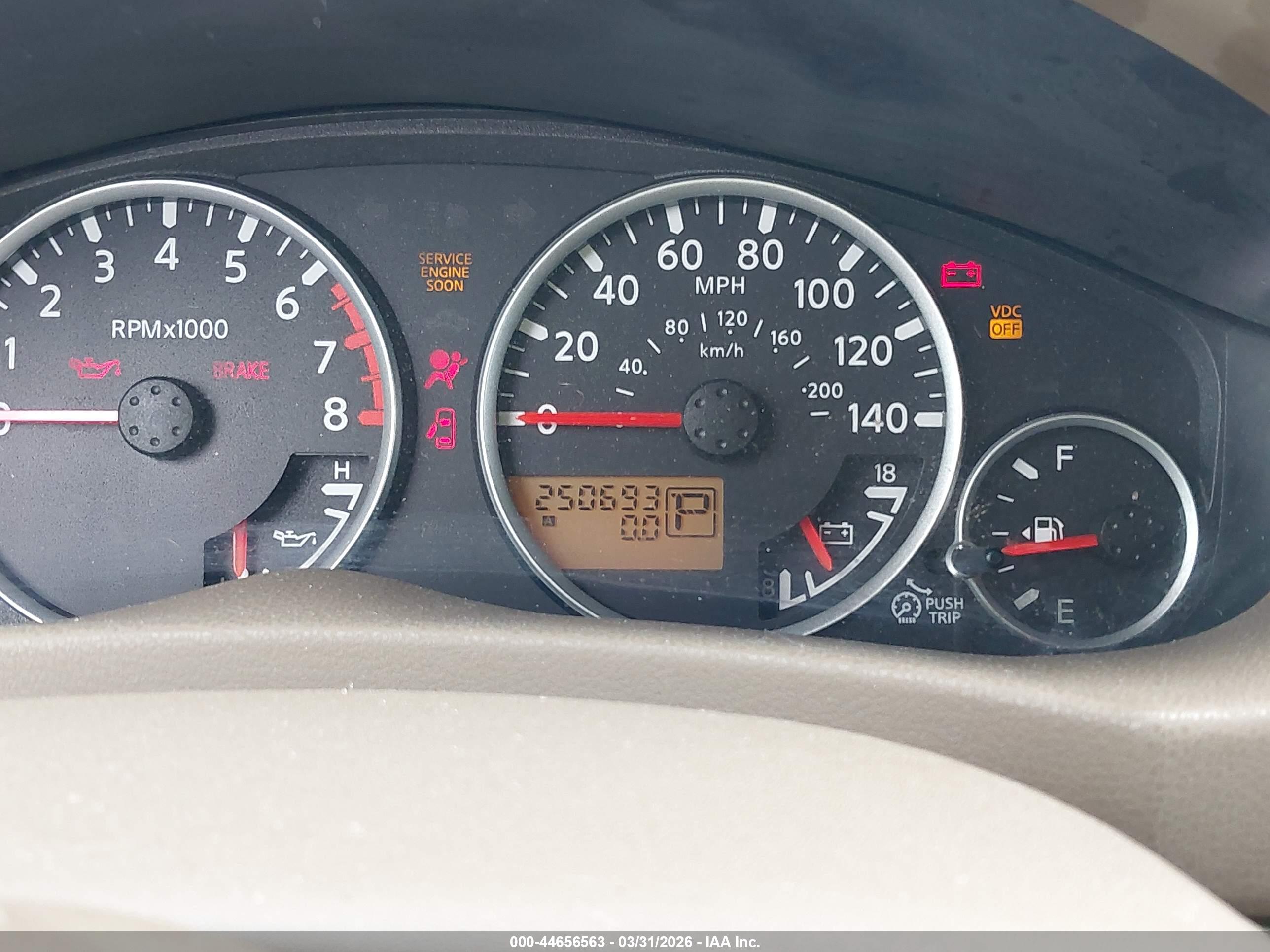 NISSAN PATHFINDER image 7