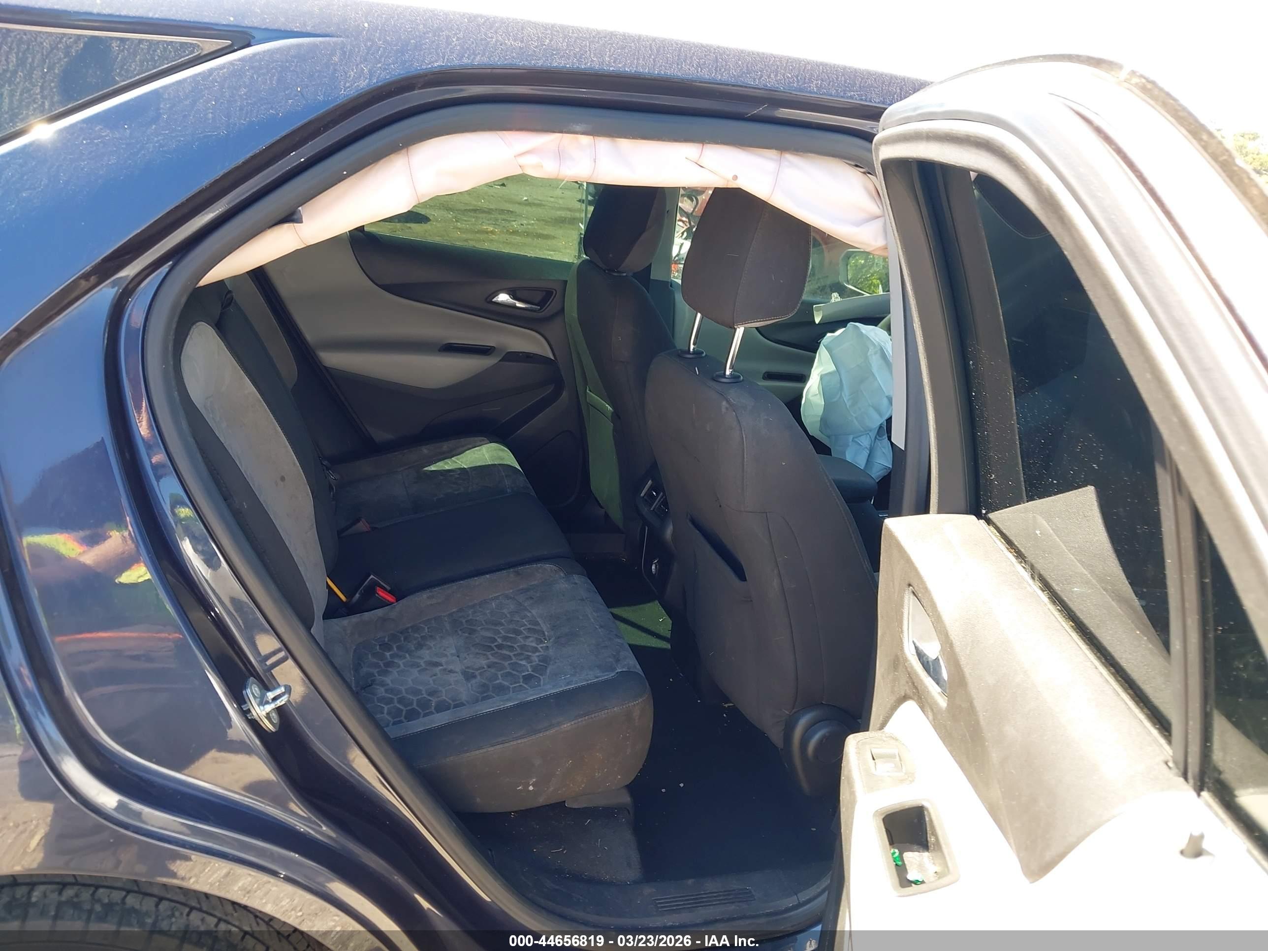 CHEVROLET EQUINOX image 8