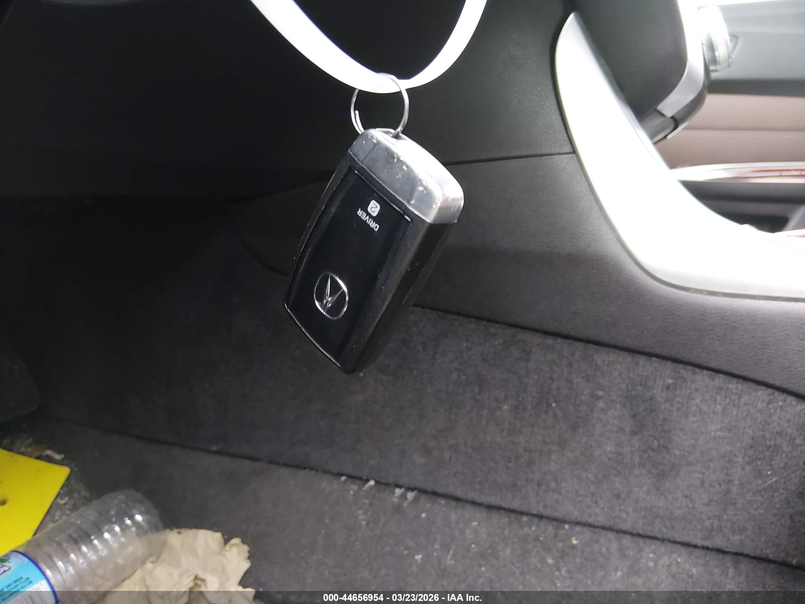 ACURA TLX image 11