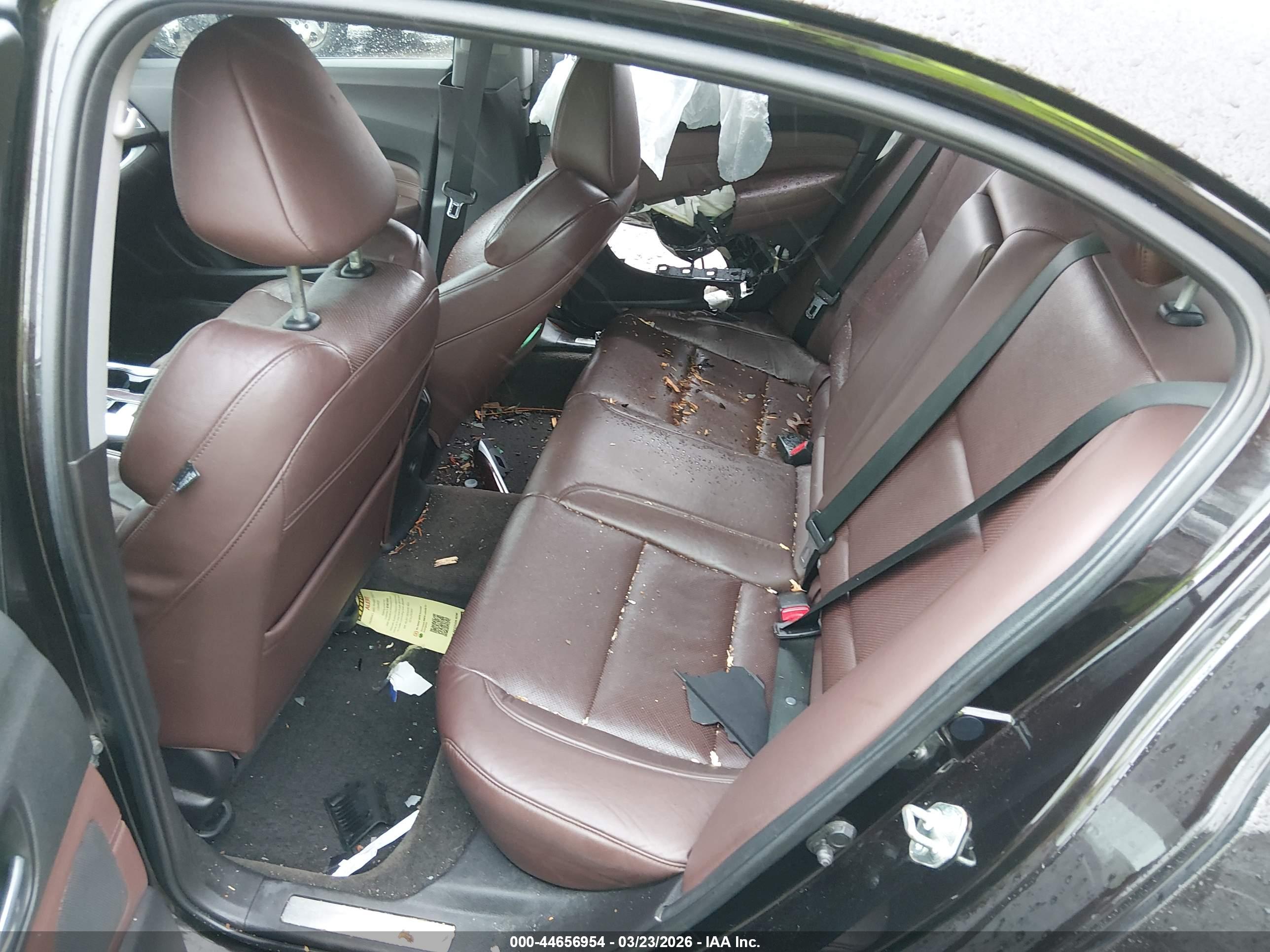 ACURA TLX image 8