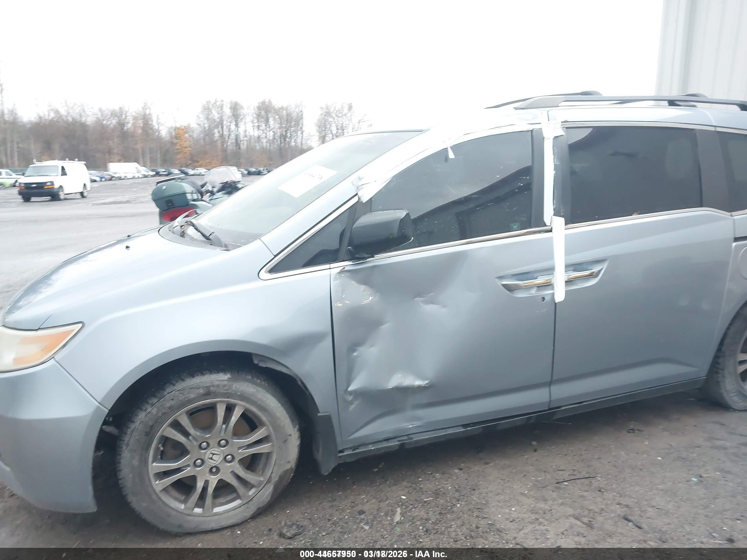HONDA ODYSSEY image 6
