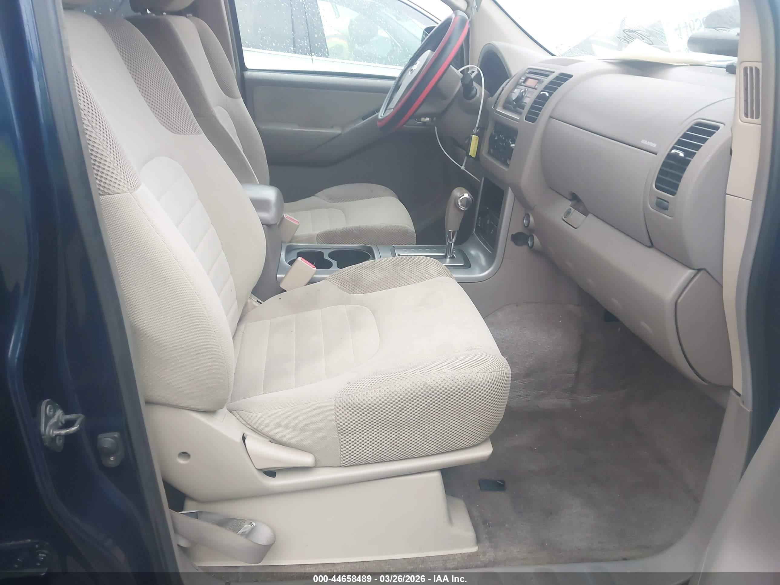 NISSAN PATHFINDER image 5
