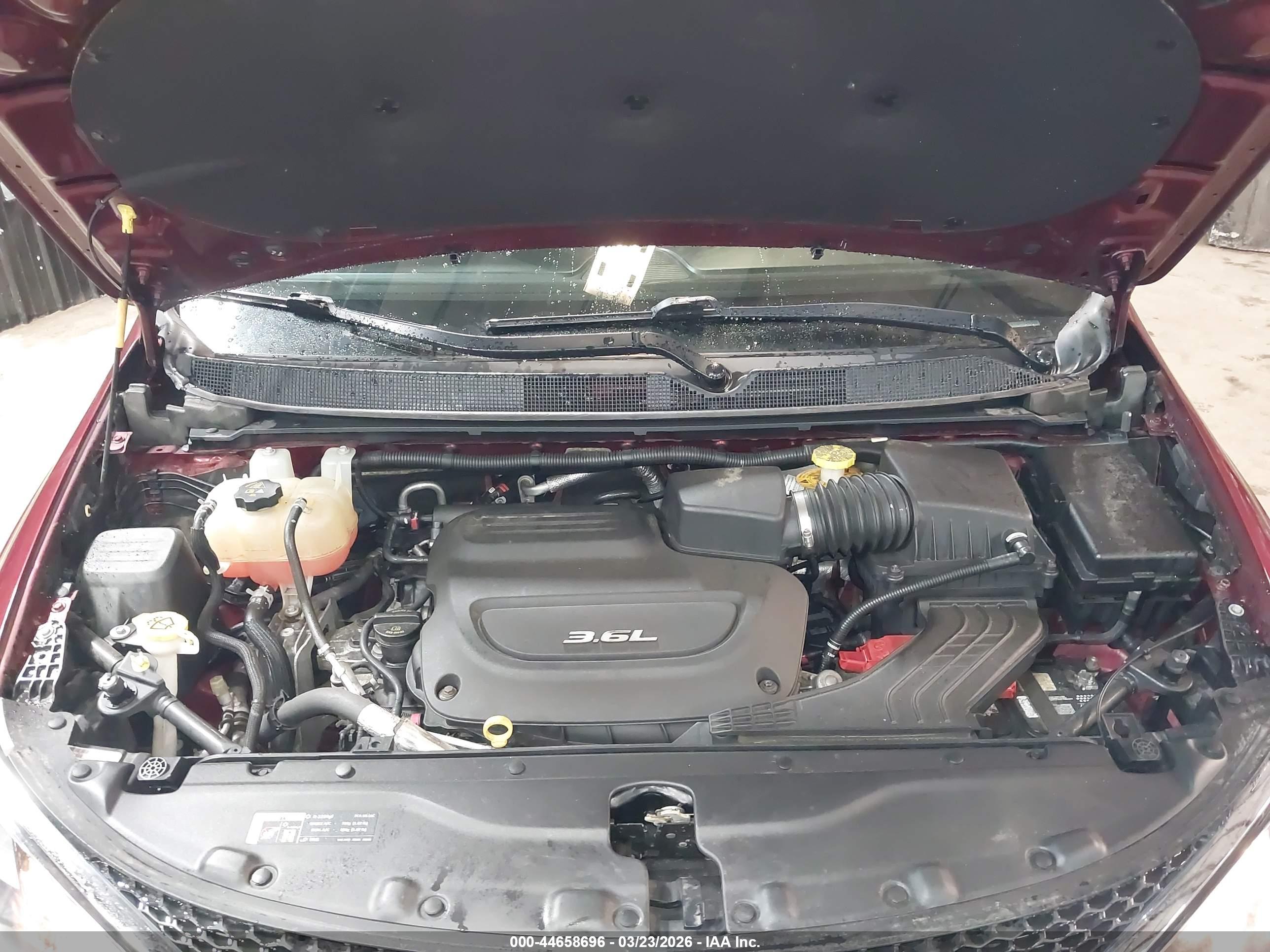 CHRYSLER PACIFICA image 10