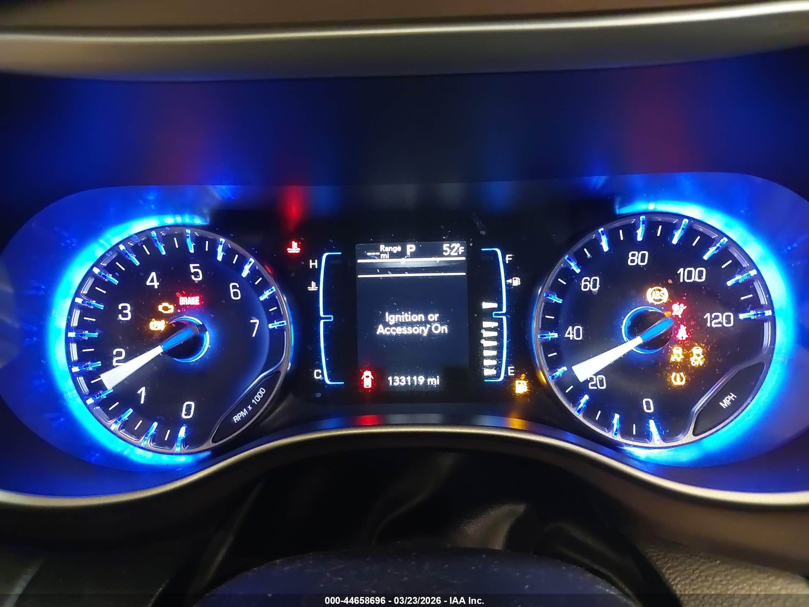 CHRYSLER PACIFICA image 7