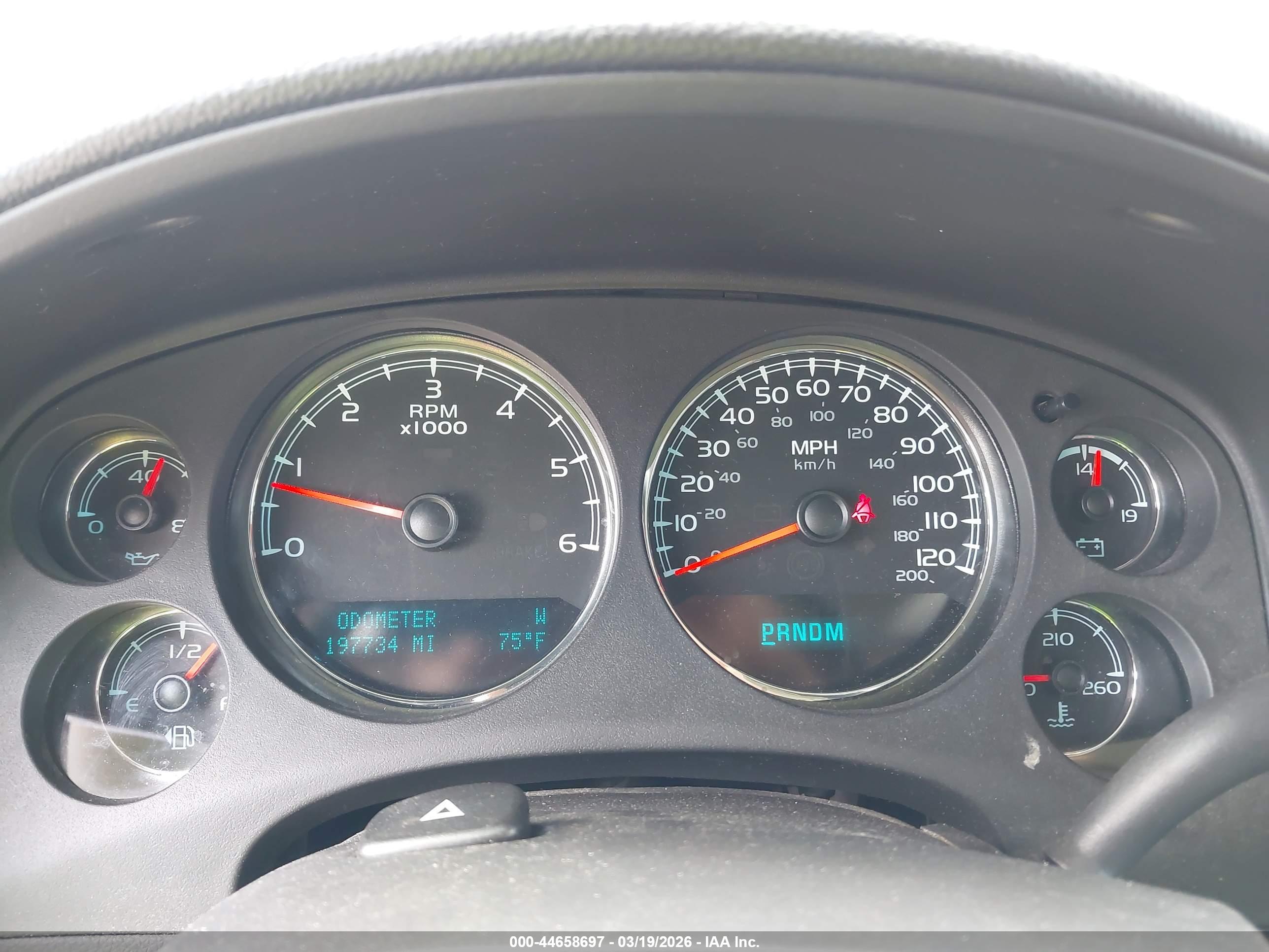 GMC YUKON image 7