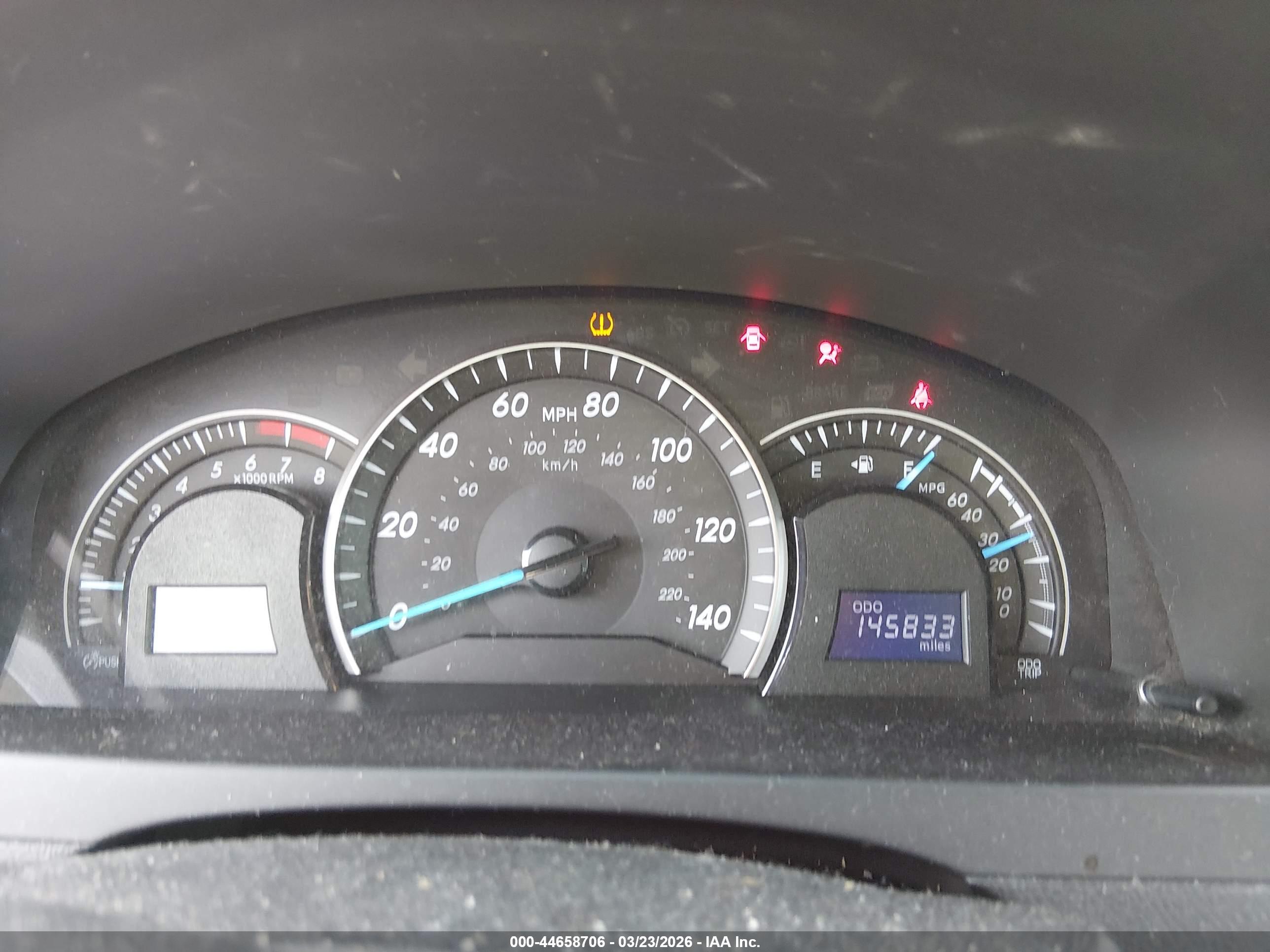 TOYOTA CAMRY image 7
