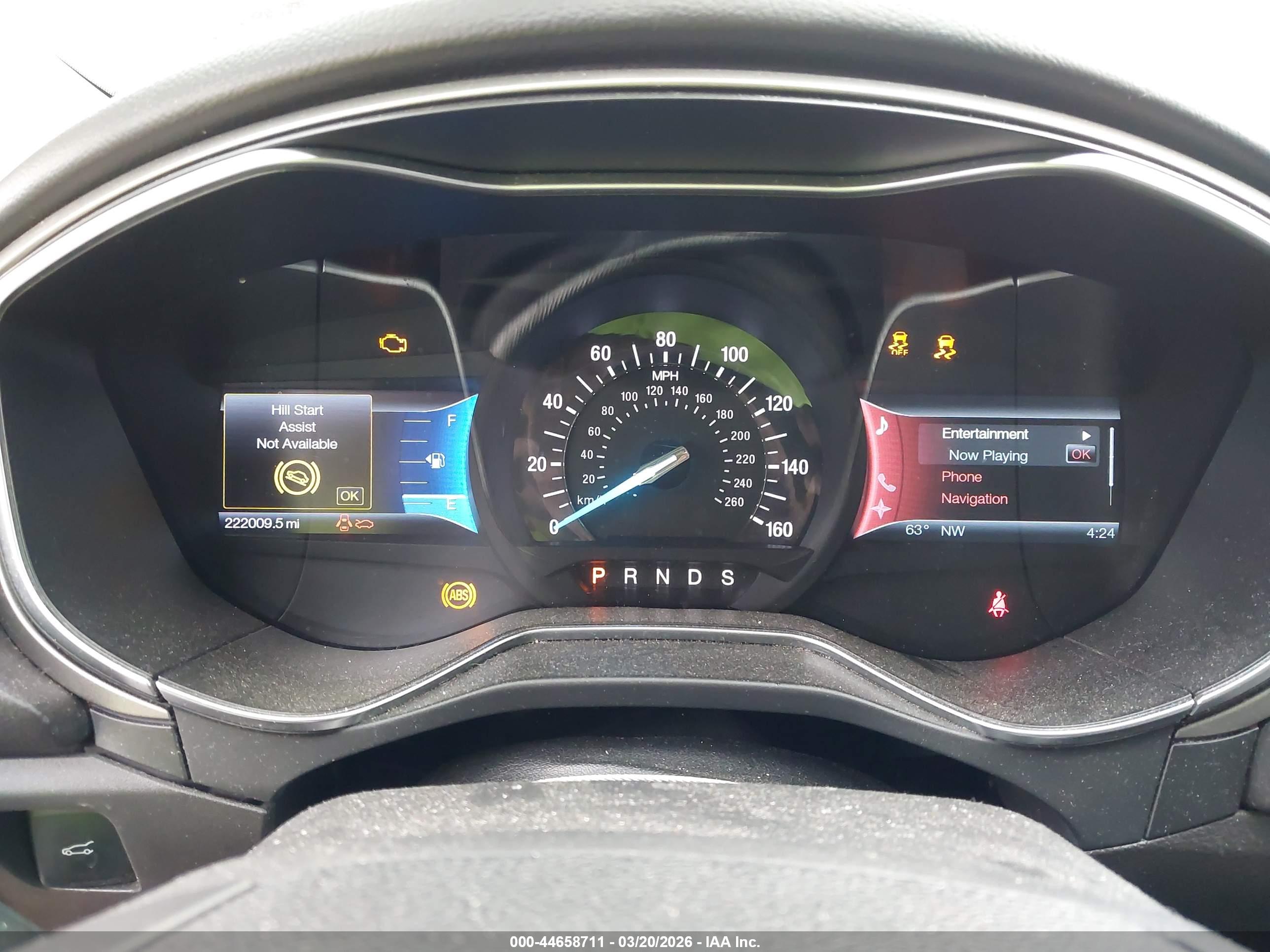 FORD FUSION image 7
