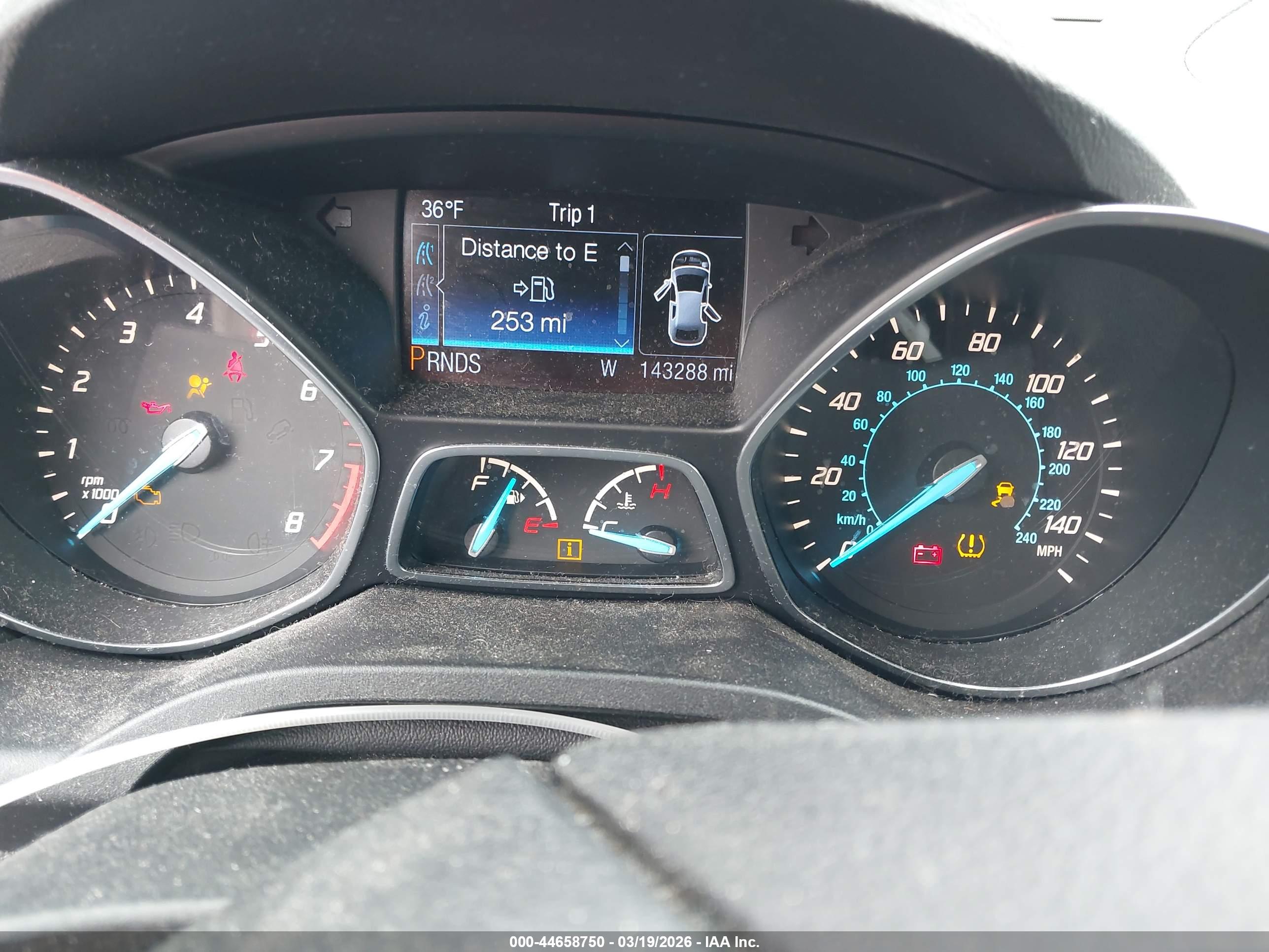 FORD ESCAPE image 7